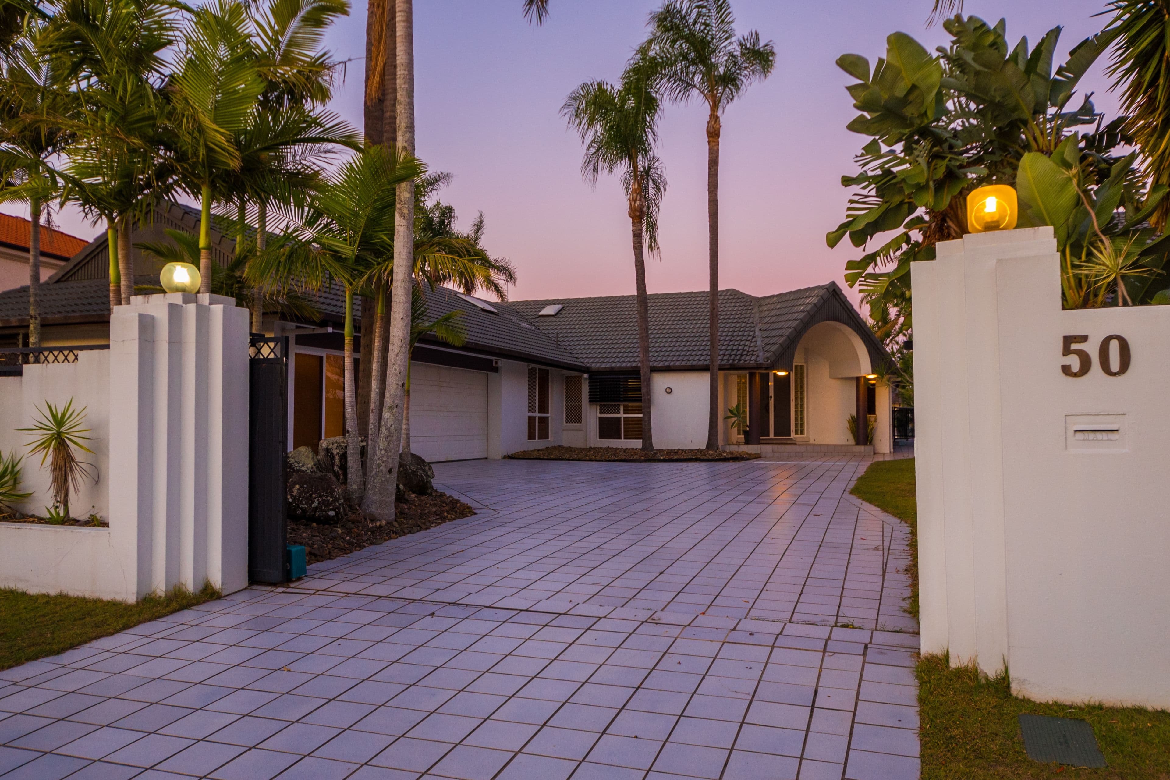 50 Edinburgh Road, Benowa Waters QLD 4217, Benowa - Thumbnail 4