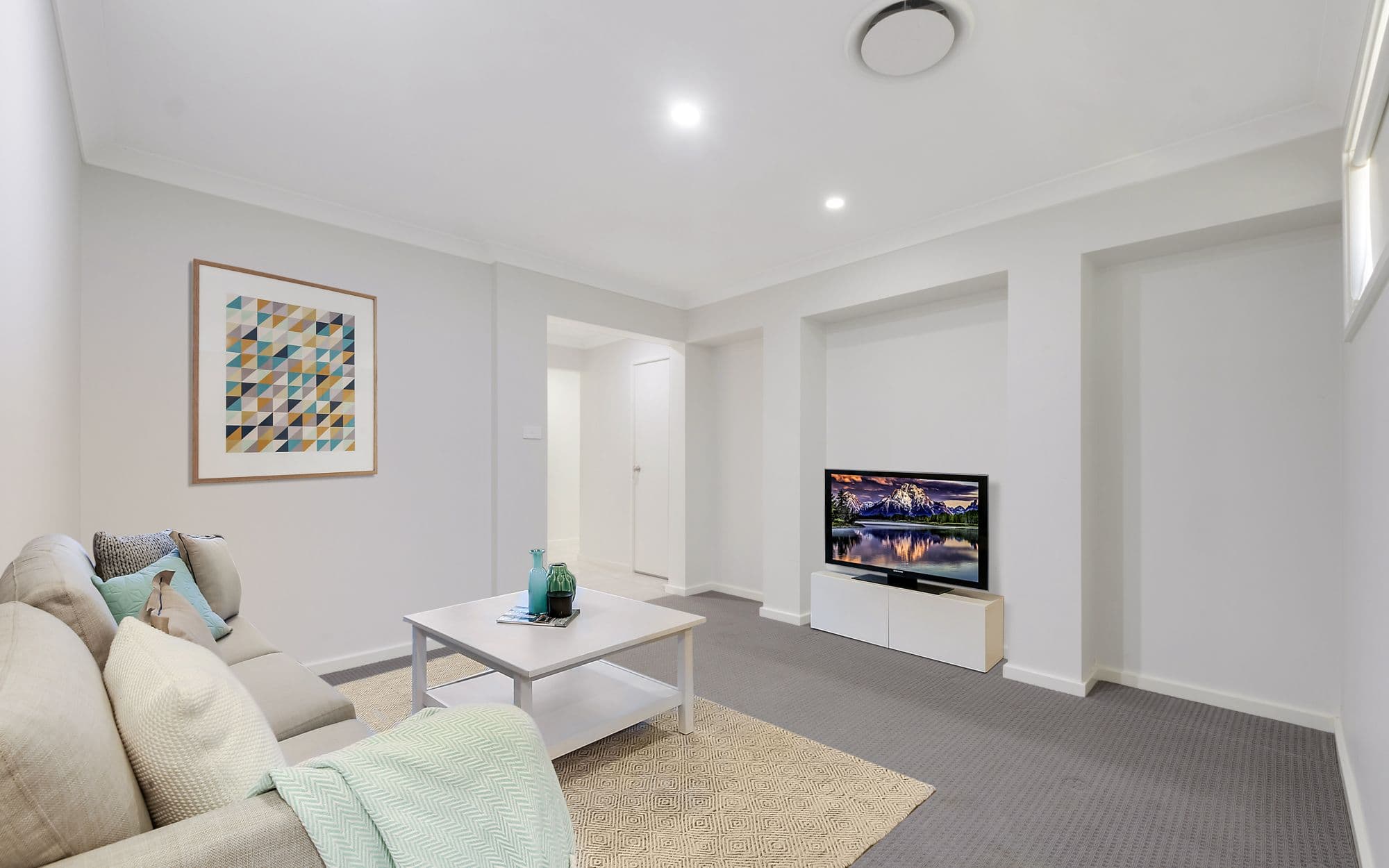 13 Kinloch Street, GLEDSWOOD HILLS NSW 2557, Gledswood Hills - Thumbnail 2
