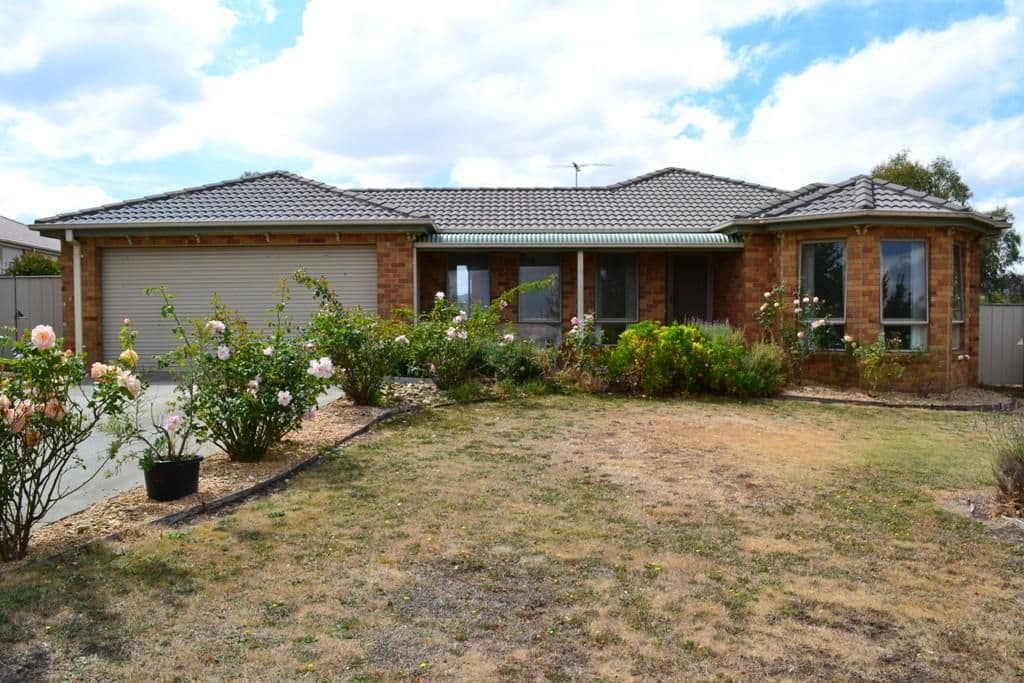 5 Samantha Court, GISBORNE VIC 3437, Gisborne - Image 1