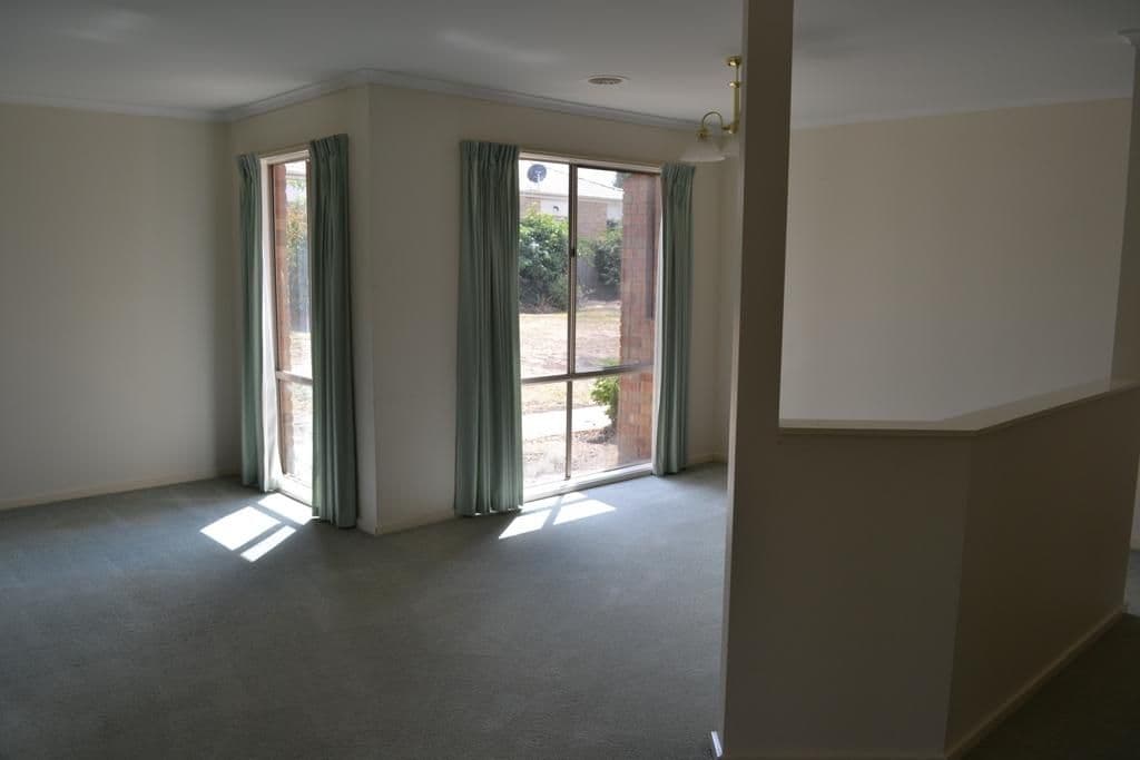 5 Samantha Court, GISBORNE VIC 3437, Gisborne - Thumbnail 4