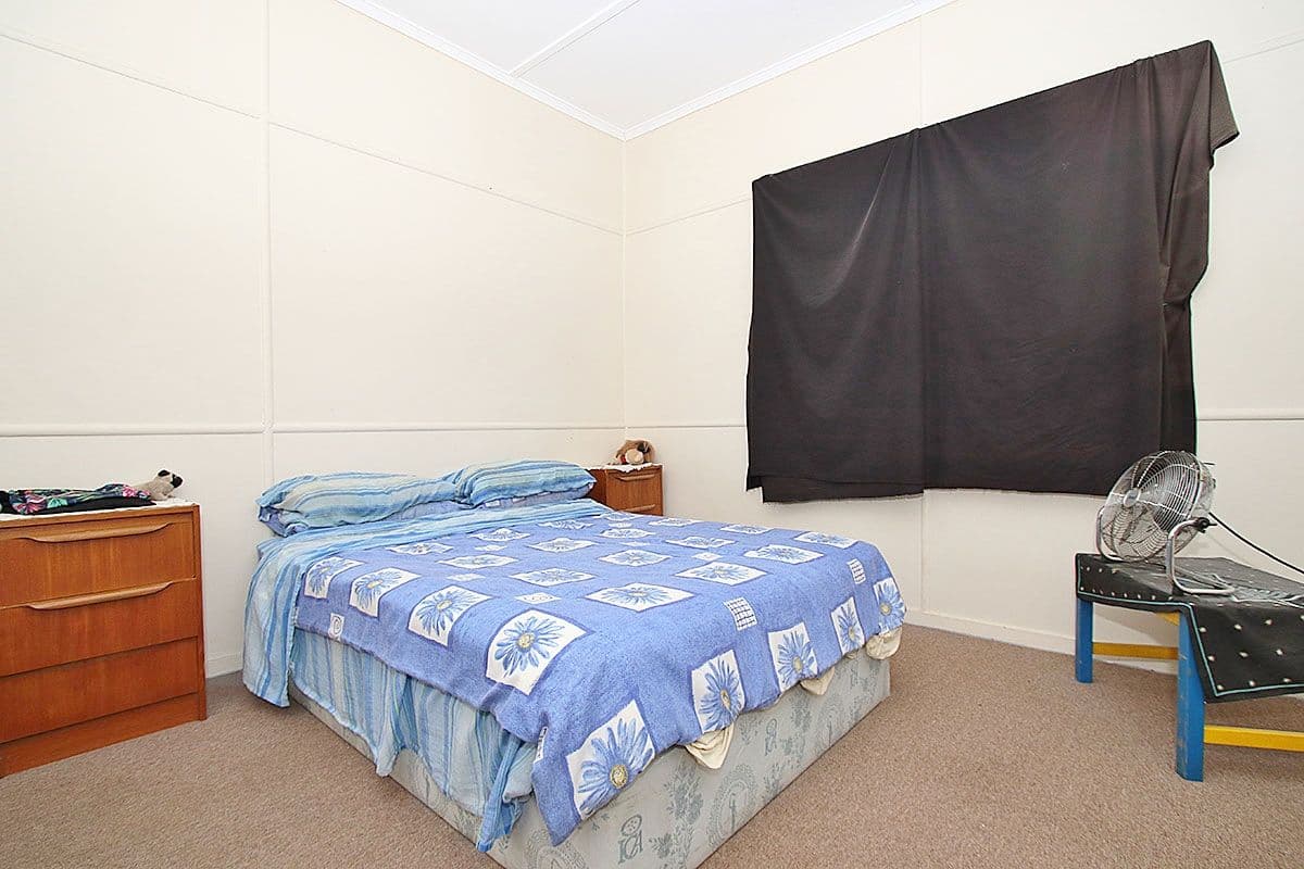 3 Molloy Street, Silkstone QLD 4304, Silkstone - Thumbnail 6
