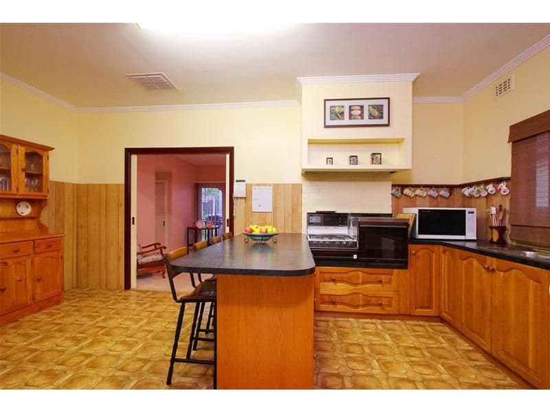11 Peters Street, WATSONIA VIC 3087, Watsonia - Thumbnail 4