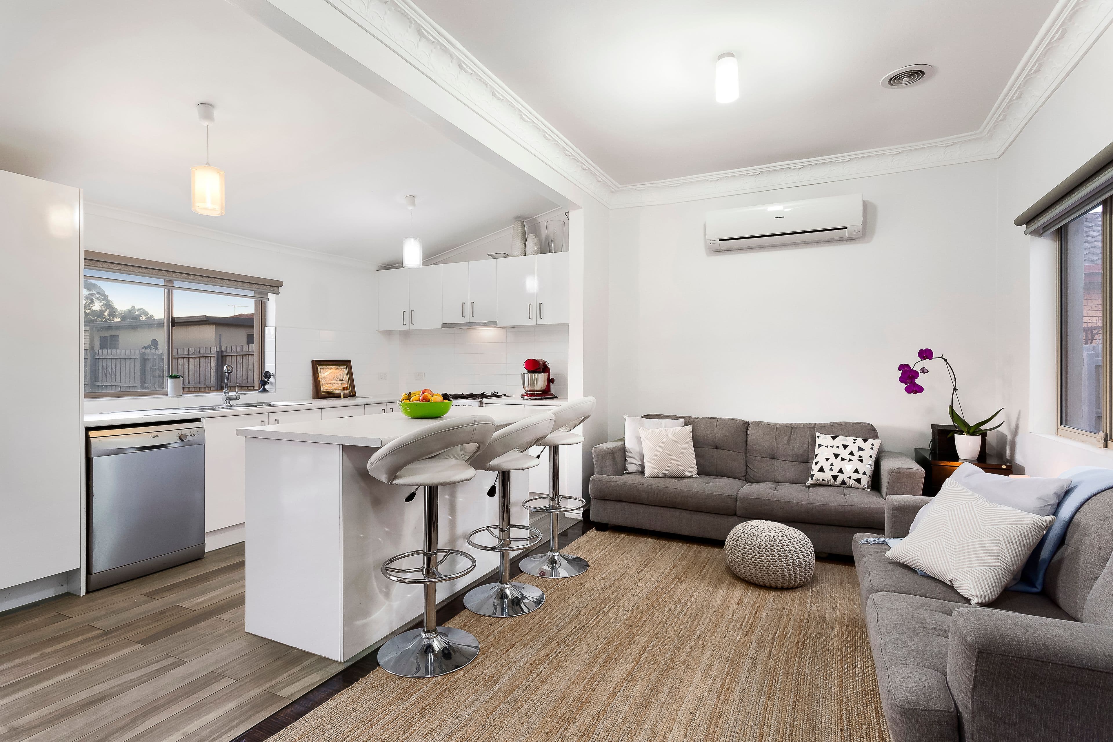 1 Wallace Avenue, Oakleigh South VIC 3167, Oakleigh South - Thumbnail 3