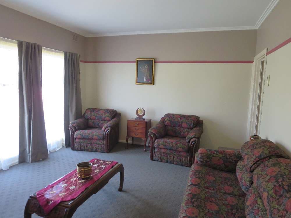 7 Pioneer Drive, Walla Walla - Thumbnail 4