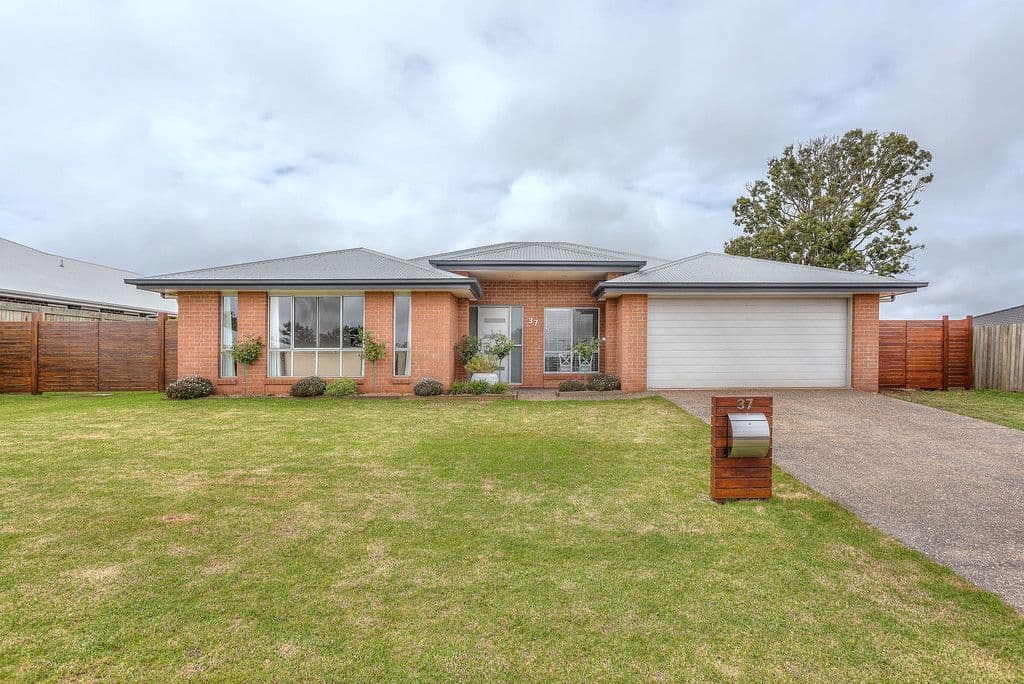 37 Bennett Street, Kleinton QLD 4352, Kleinton - Image 1