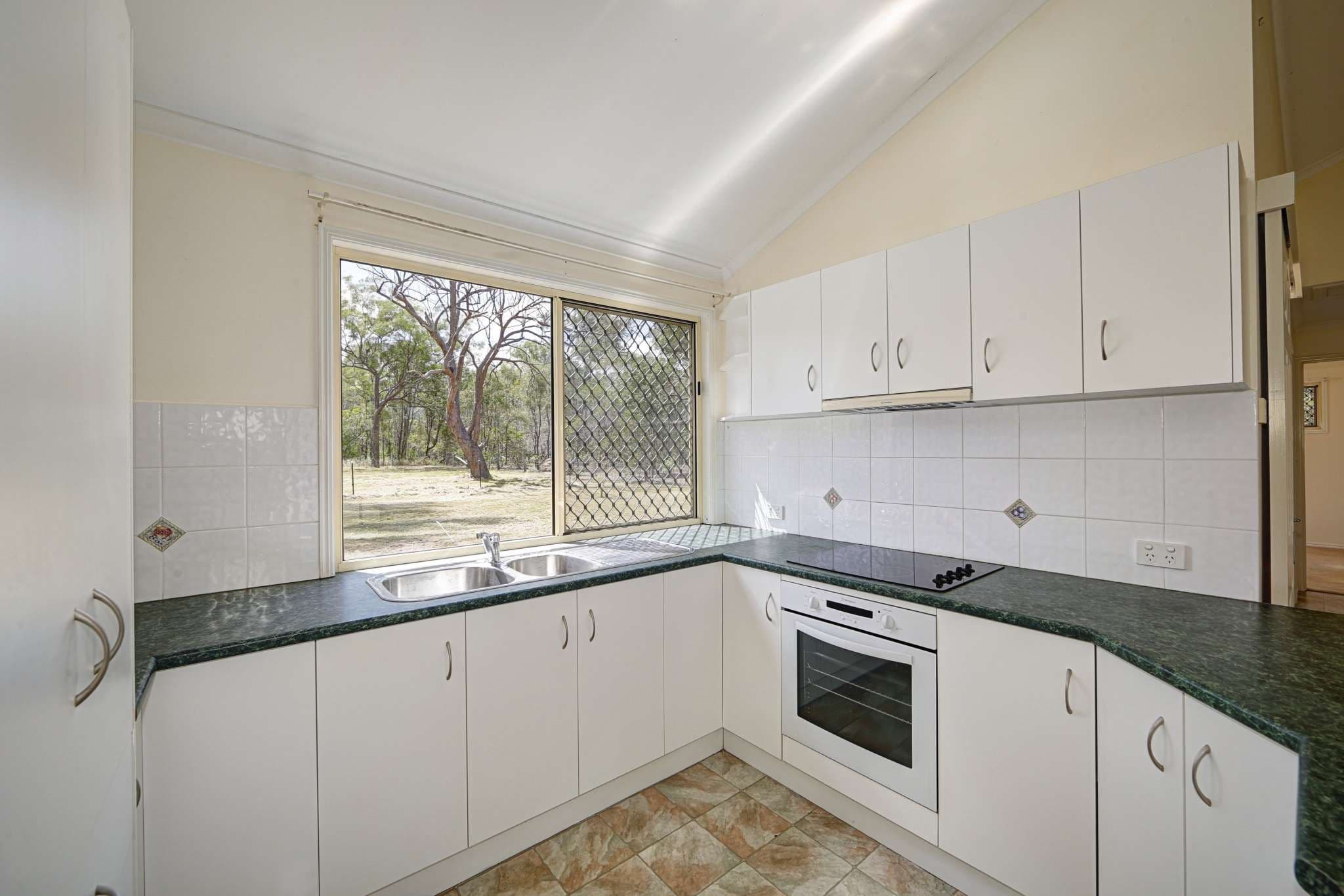 36 Pharlap Parade, Branyan QLD 4670, Branyan - Thumbnail 3