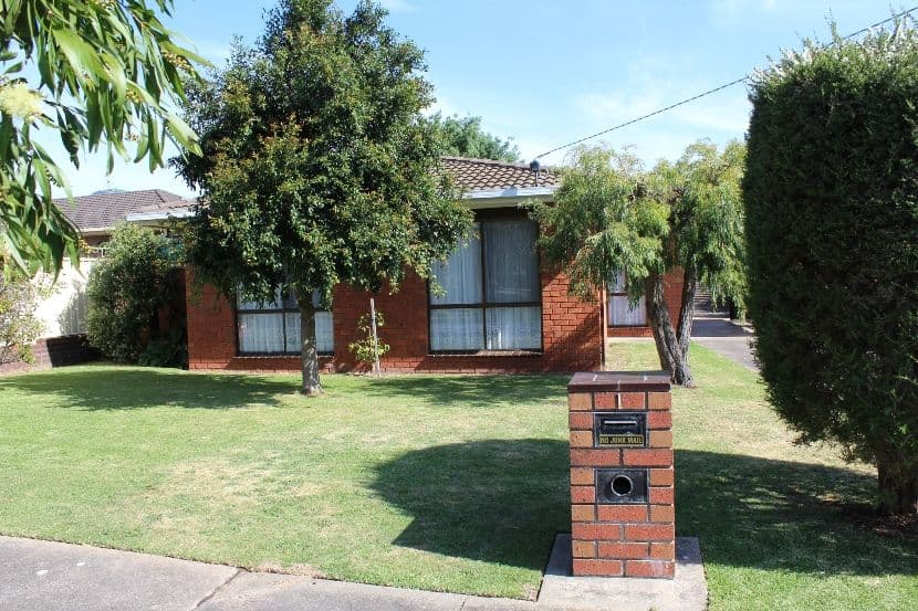 1 Chamberlain Court, HAMILTON VIC 3300, Hamilton - Thumbnail 2