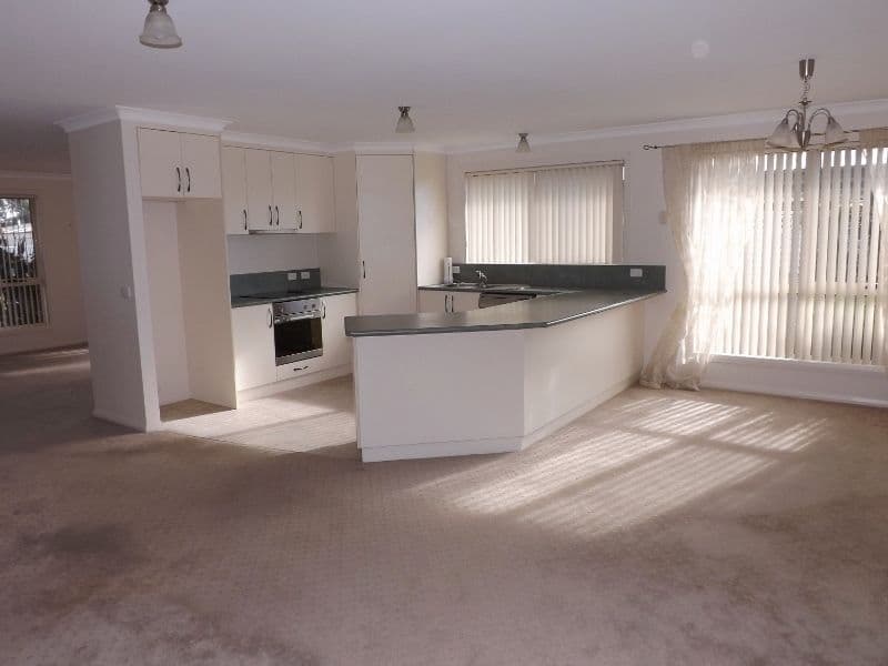 2 York Court, WYNYARD TAS 7325, Wynyard - Thumbnail 2