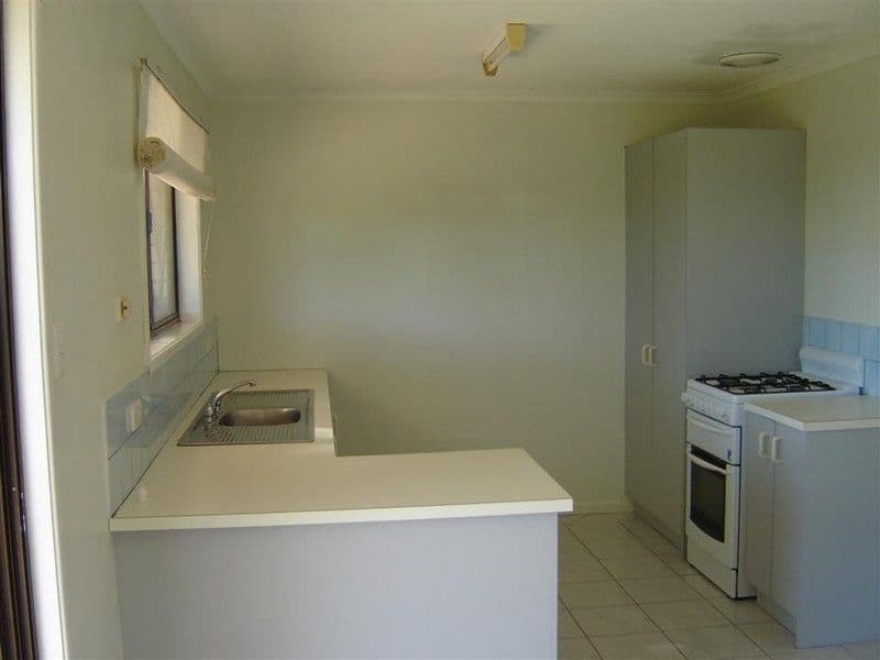 7 Ruby Lane, Greensborough, Greensborough - Thumbnail 3