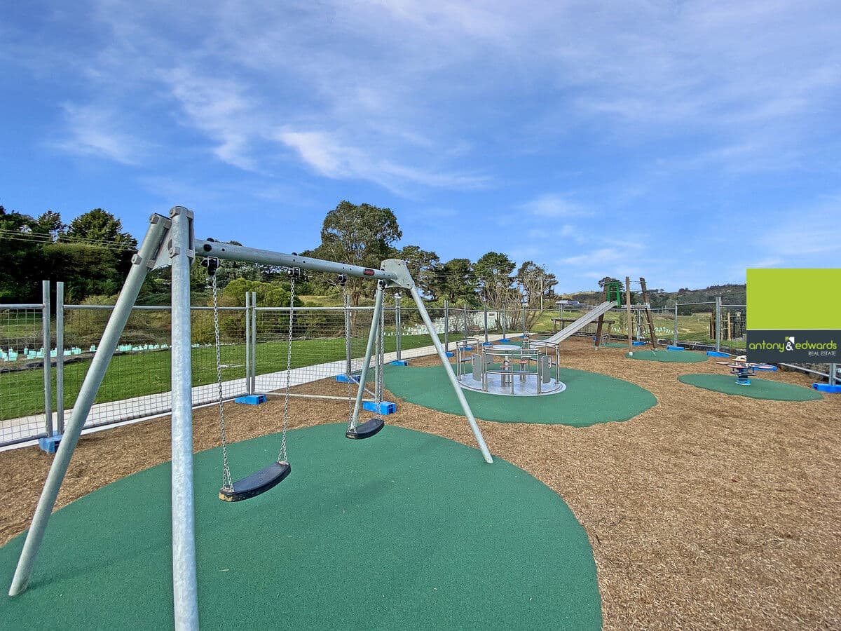 13 Gertrude Street, Goulburn NSW 2580, Goulburn - Thumbnail 3