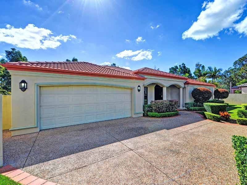 26 Hazel Court, ARUNDEL QLD 4214, Arundel - Thumbnail 2