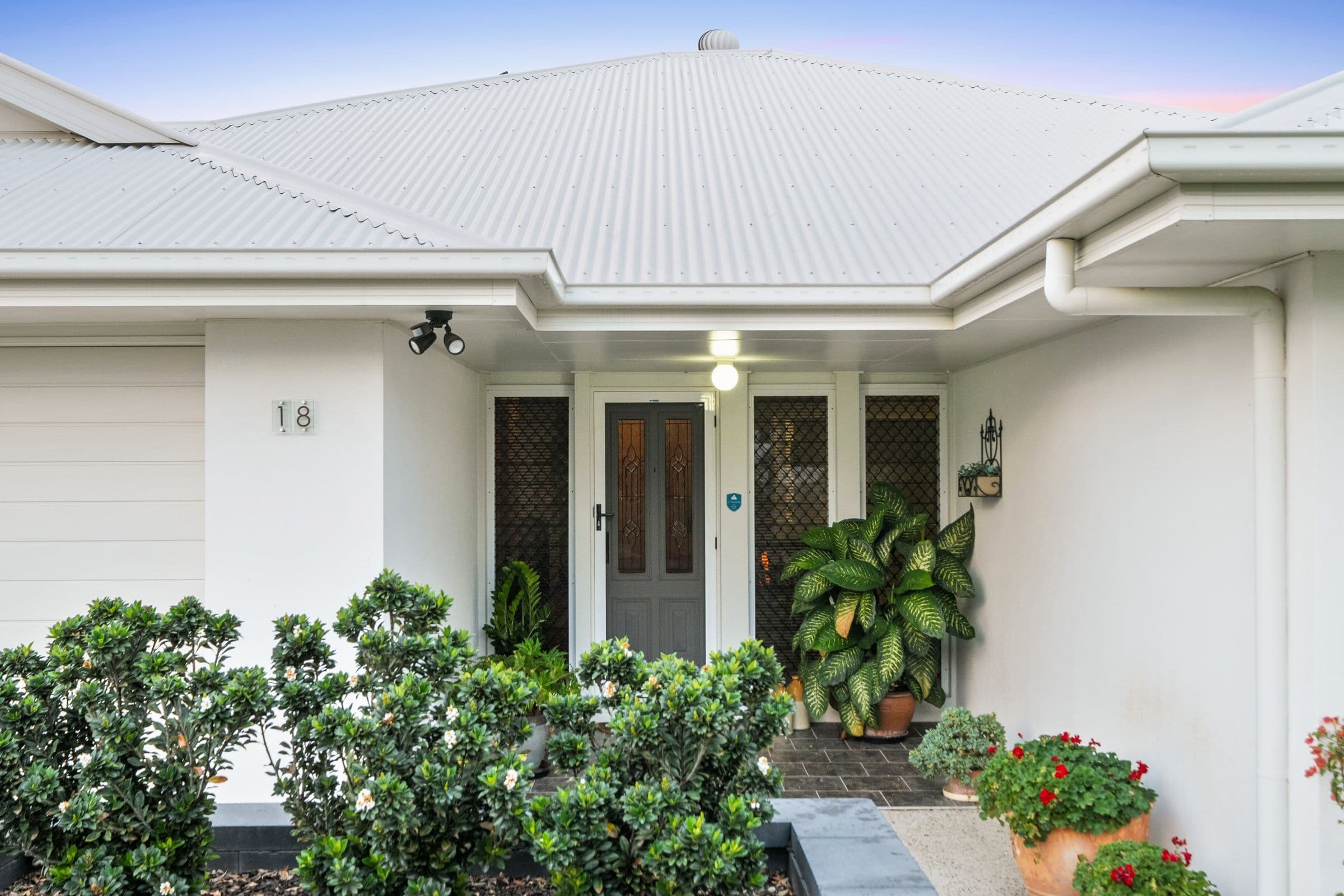 18 Rawlins Crescent, North Lakes QLD 4509, North Lakes - Thumbnail 3