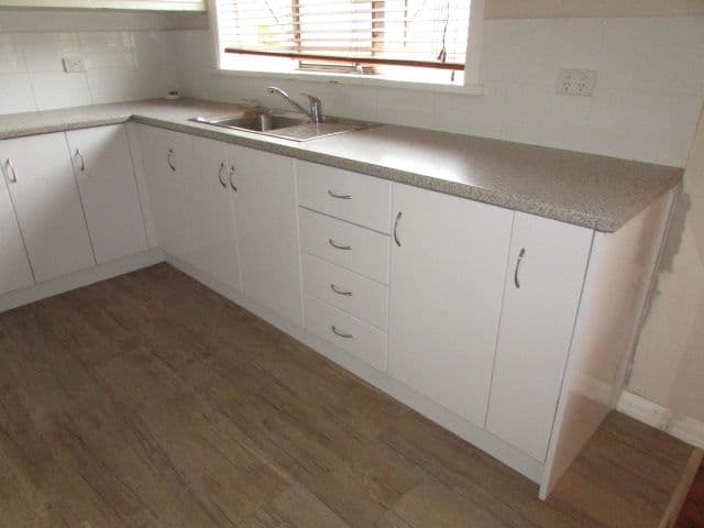 25 Haverfield Street, Echuca VIC 3564, Echuca - Thumbnail 3