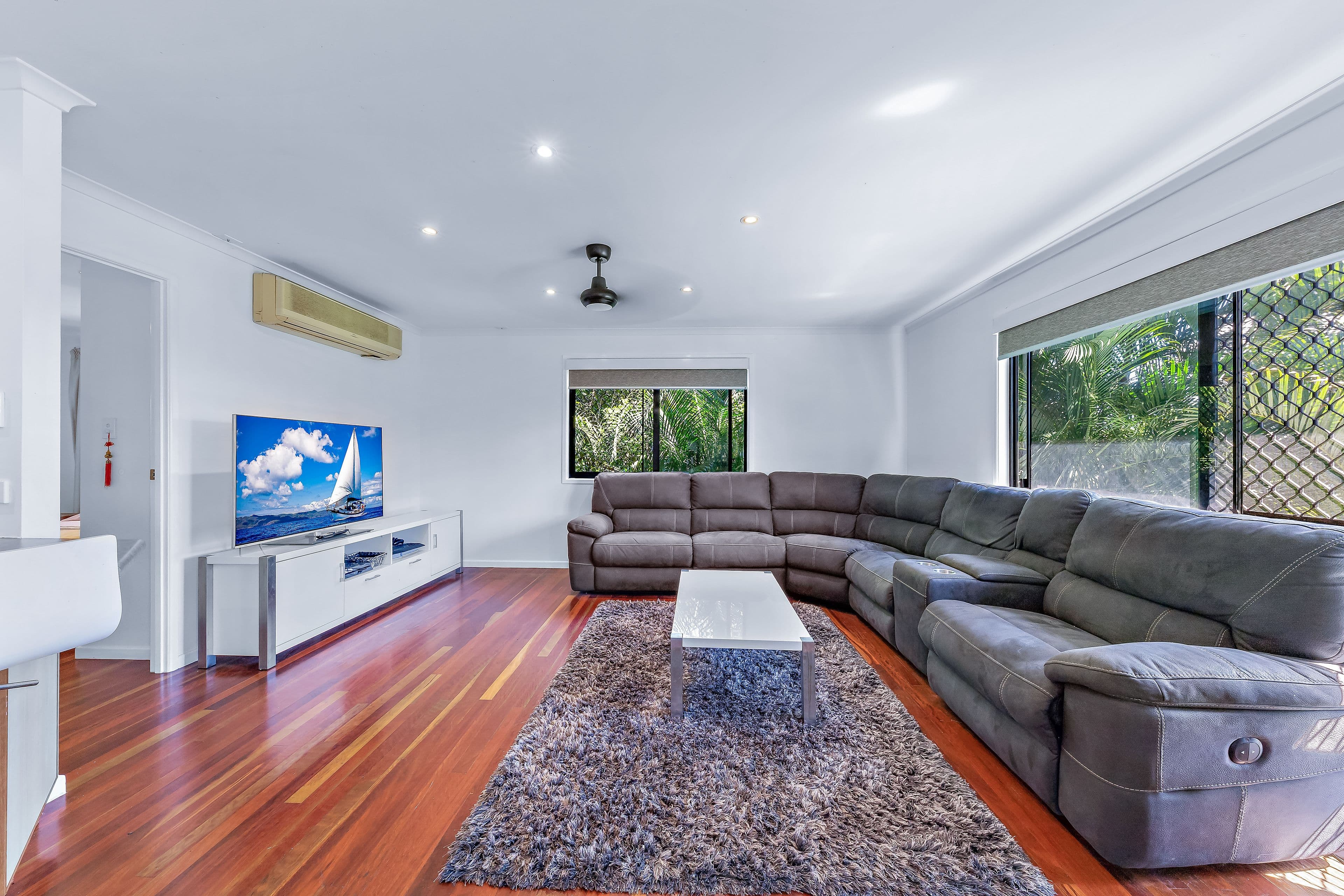 32 Jones Road, Cannonvale QLD 4802, Cannonvale - Thumbnail 3