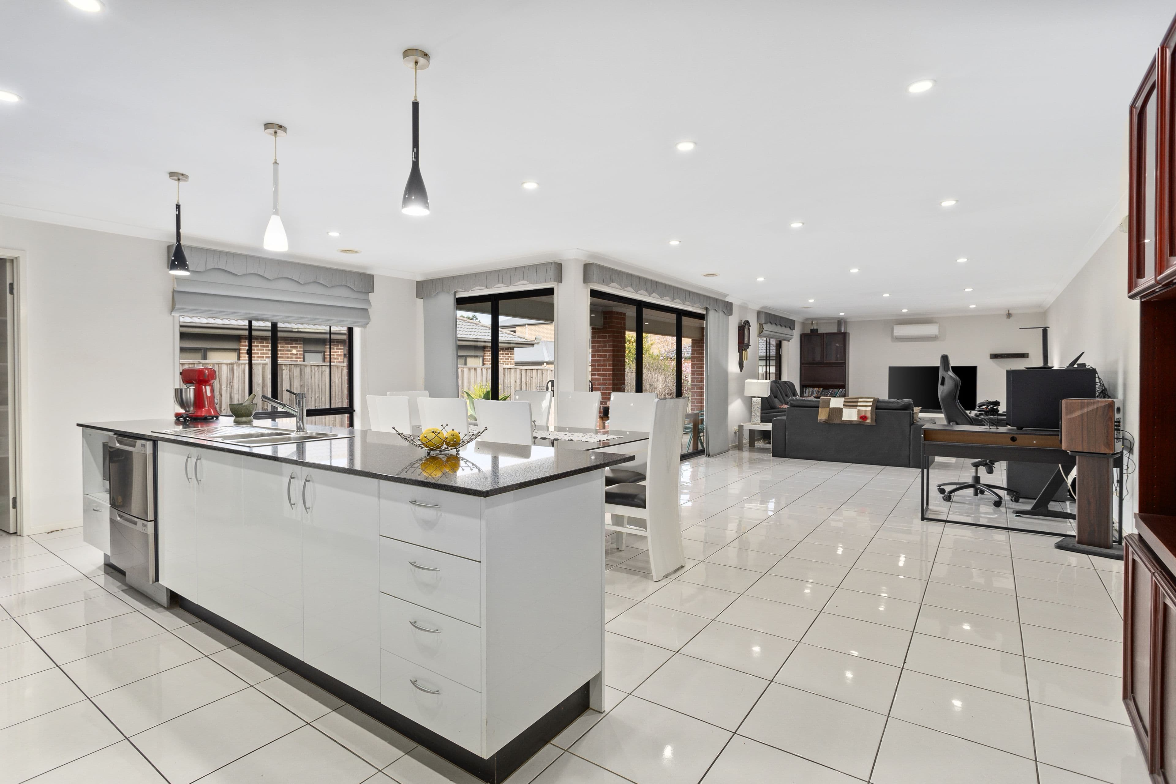 17 Golf Links Drive, Beveridge VIC 3753, Beveridge - Thumbnail 4