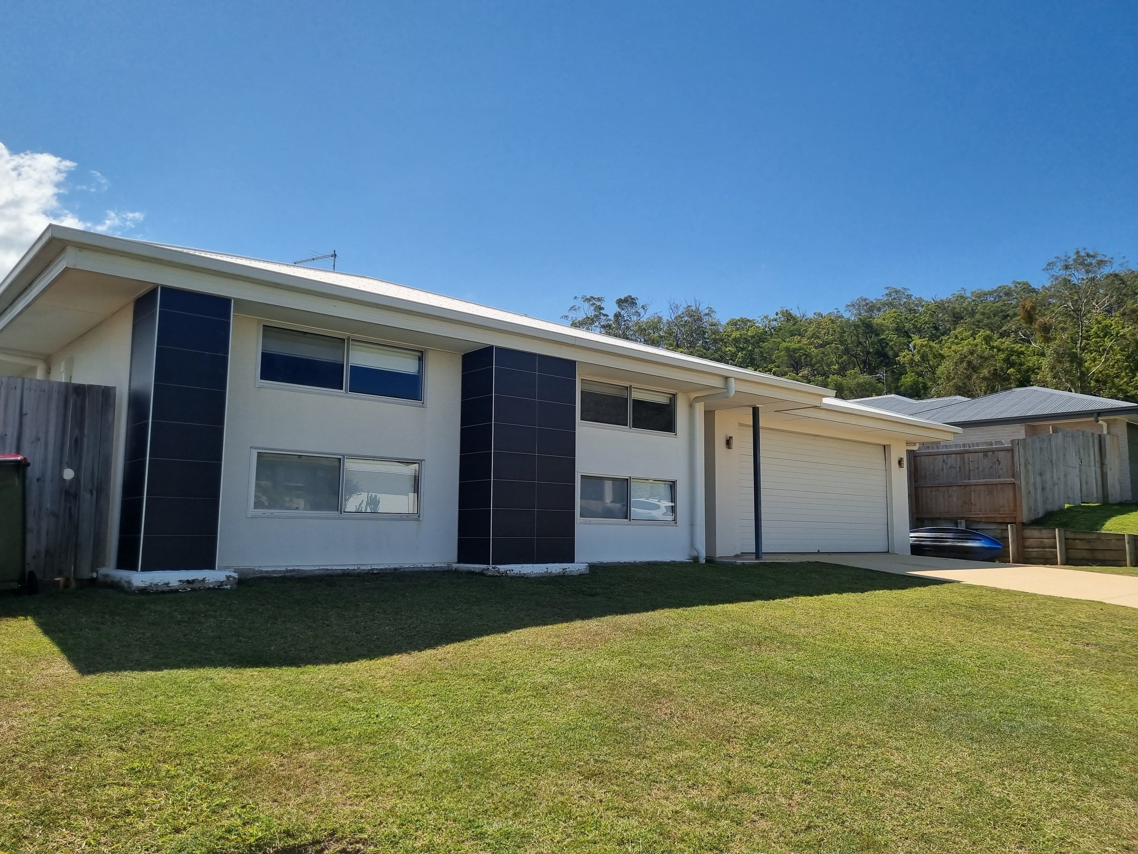 21 Stella Street, Boyne Island QLD 4680, Boyne Island - Thumbnail 2