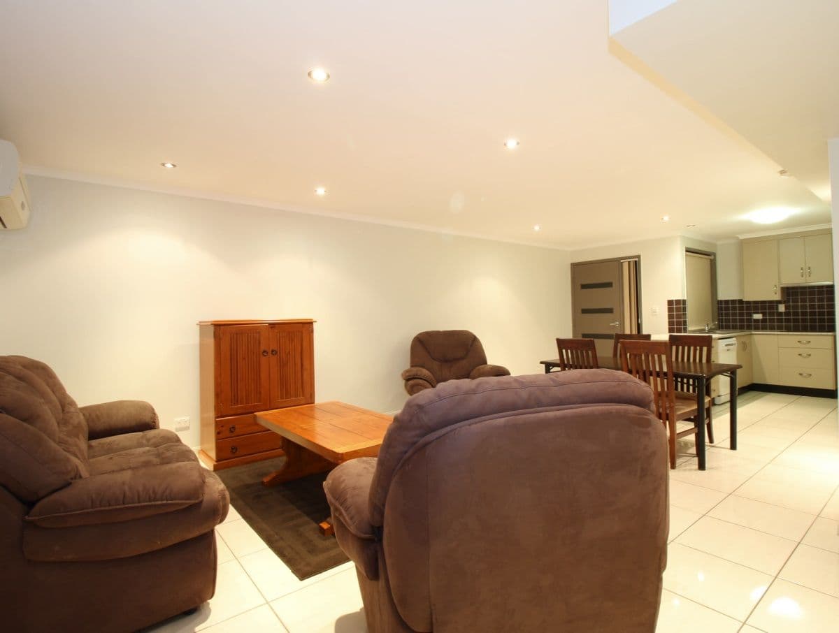 91 Borilla Street, Emerald QLD 4720, Emerald - Thumbnail 5