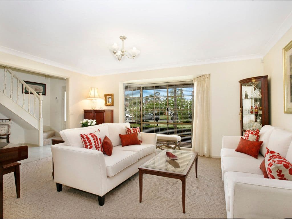 25 Wylde Crescent, Abbotsbury - Thumbnail 2
