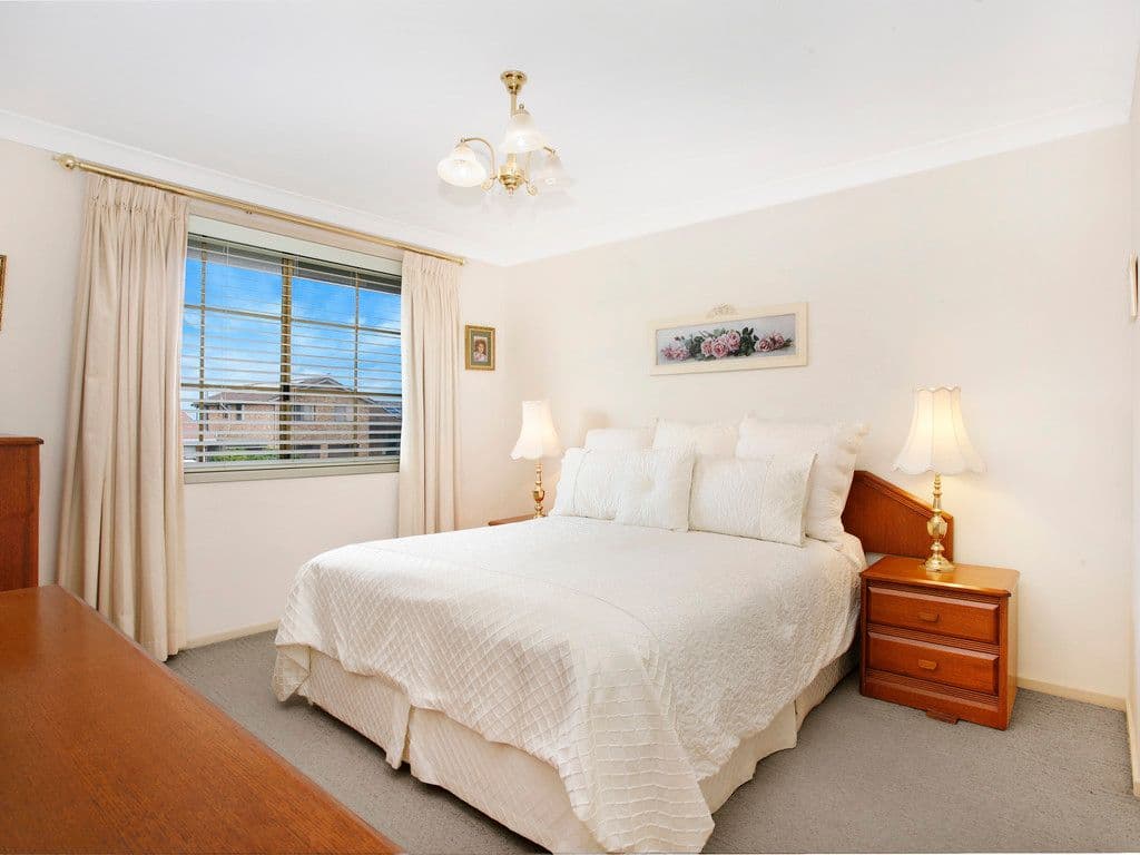 25 Wylde Crescent, Abbotsbury - Thumbnail 7