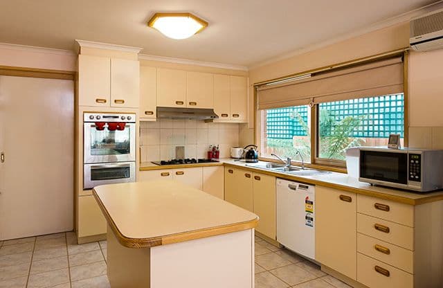 86 Kellbourne Drive, ROWVILLE VIC 3178, Rowville - Thumbnail 2