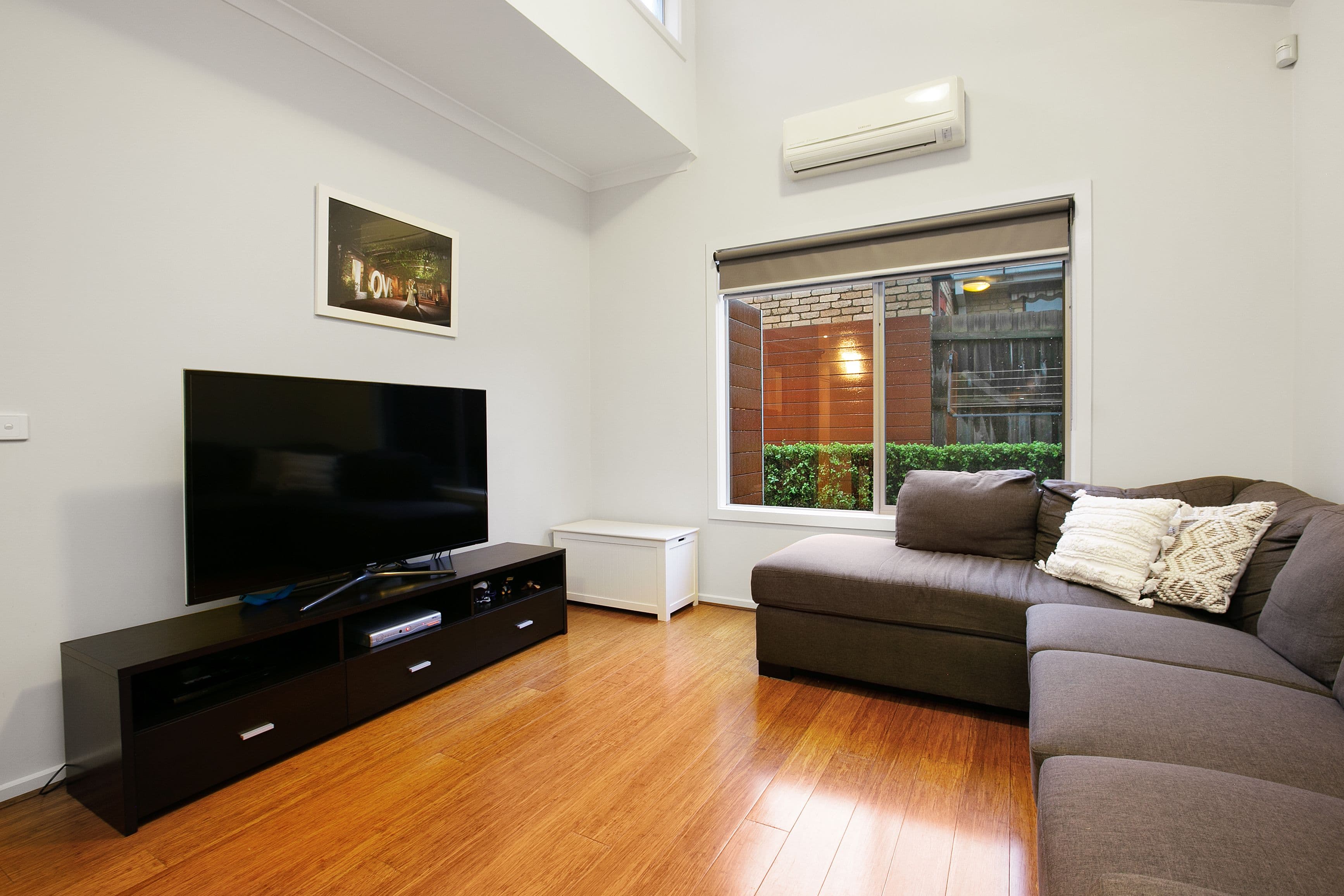4 Leamington Street, Reservoir VIC 3073, Reservoir - Thumbnail 3