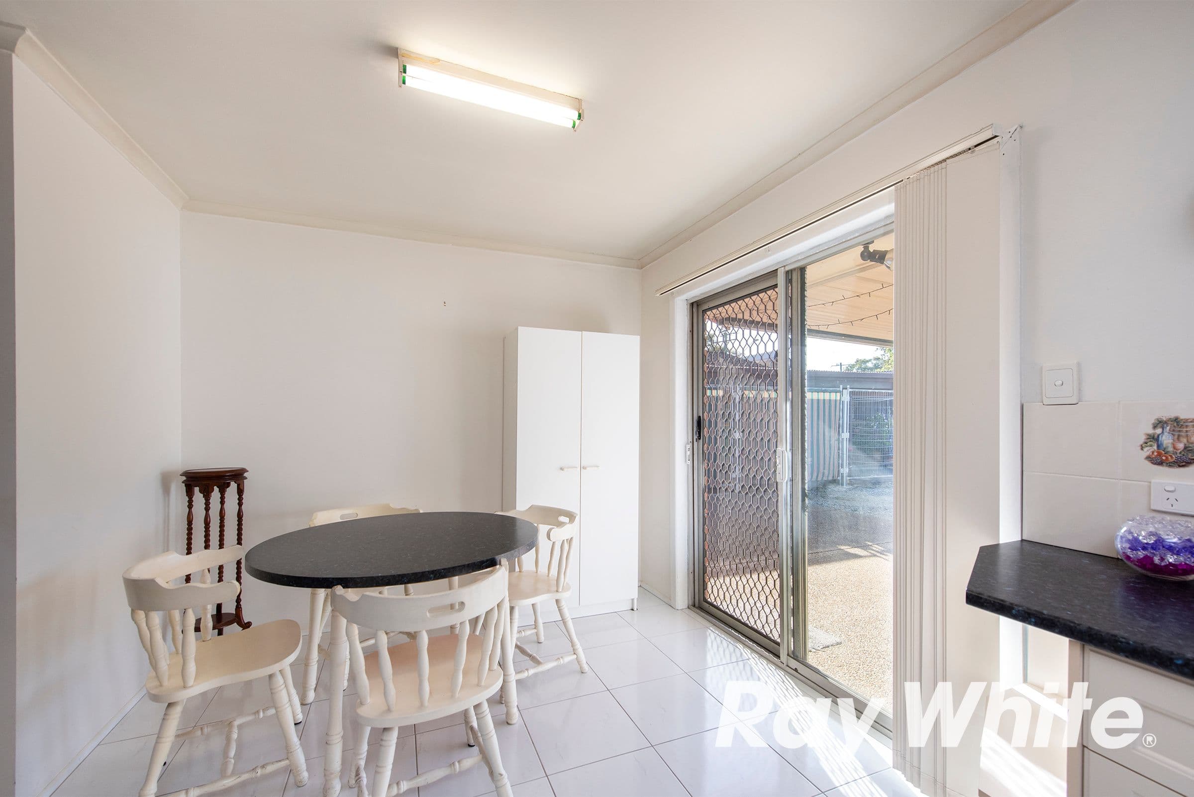 4 Walter Street, Logan Central QLD 4114, Logan Central - Thumbnail 4