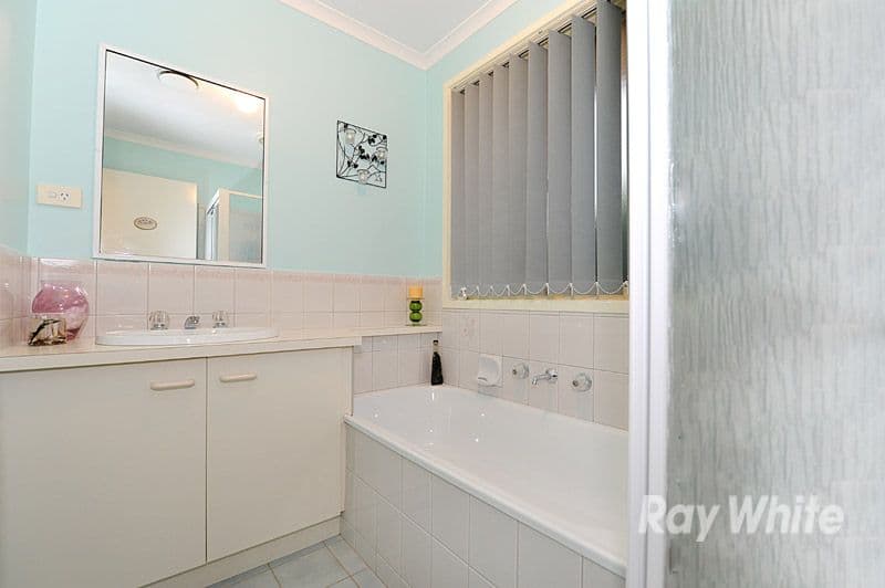 5 Lexcen Close, BERWICK VIC 3806, Berwick - Thumbnail 7