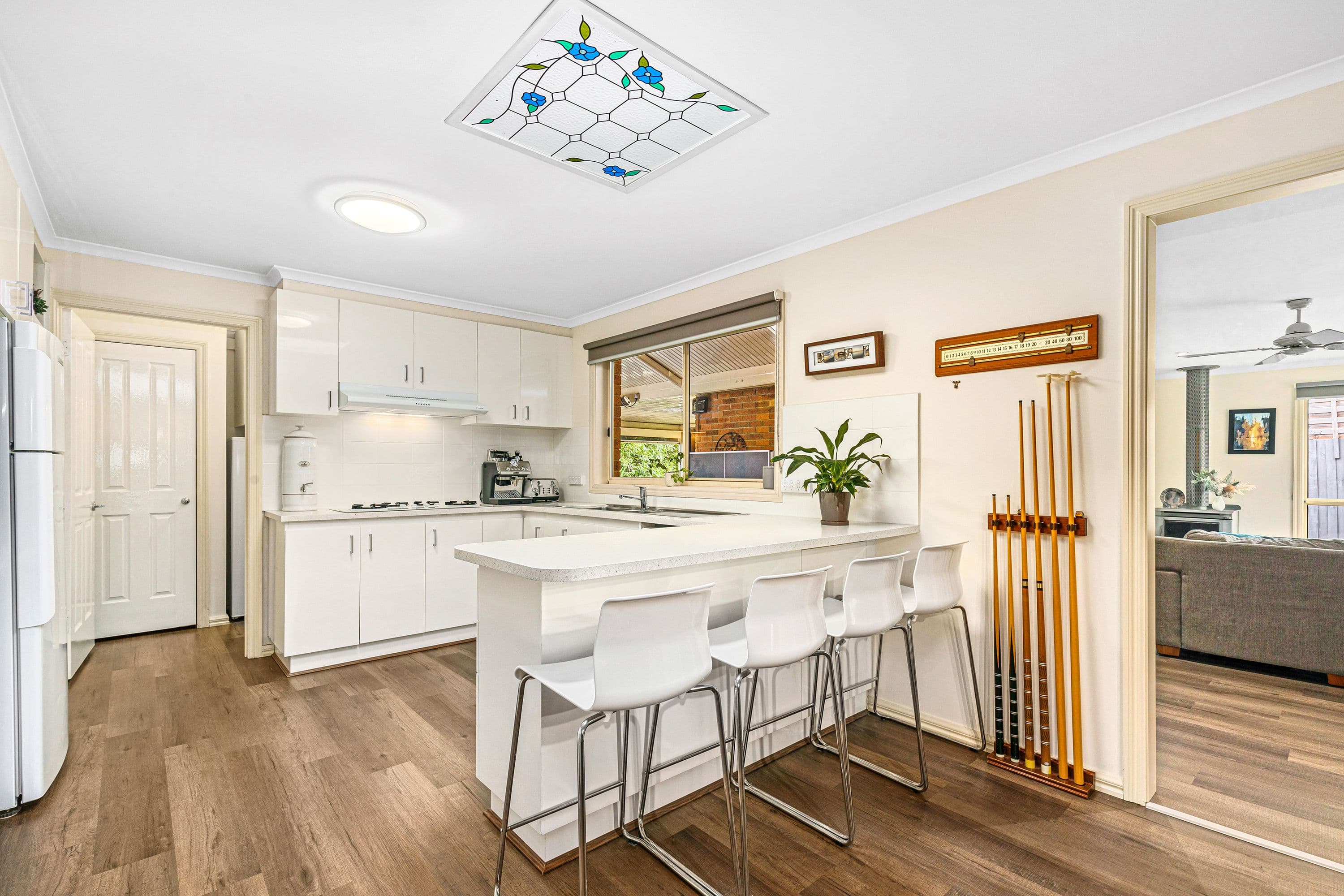 9 Appleberry Close, Knoxfield VIC 3180, Knoxfield - Thumbnail 3