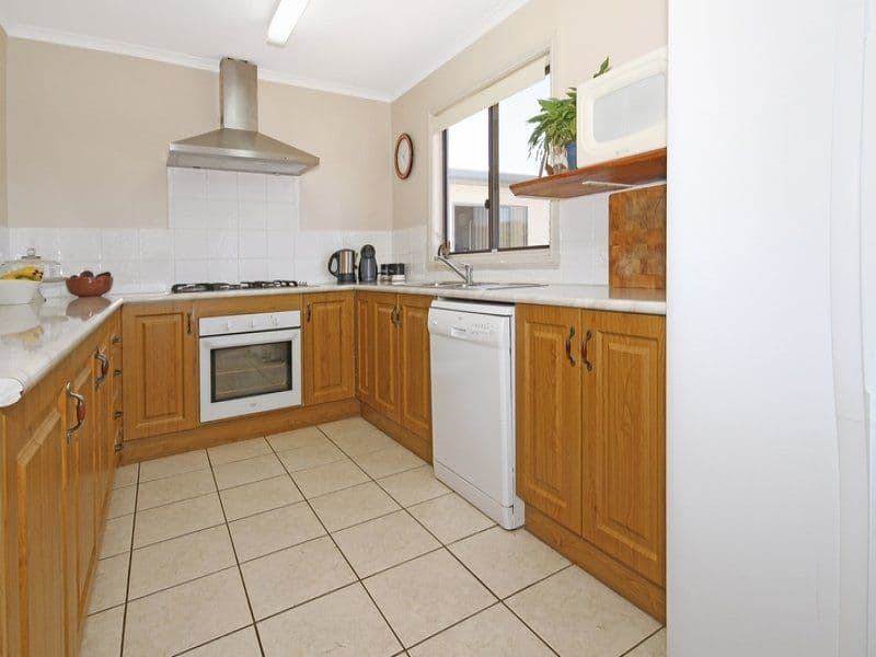 63 Cornfield Parade, Fishermans Paradise NSW 2539, Fishermans Paradise - Thumbnail 2