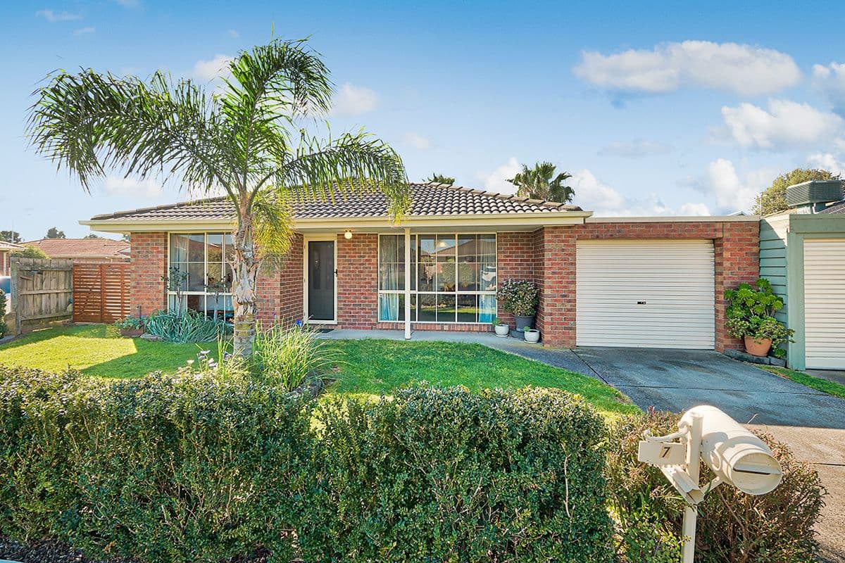 7 Nyah Place, Cranbourne West VIC 3977, Cranbourne West - Image 1