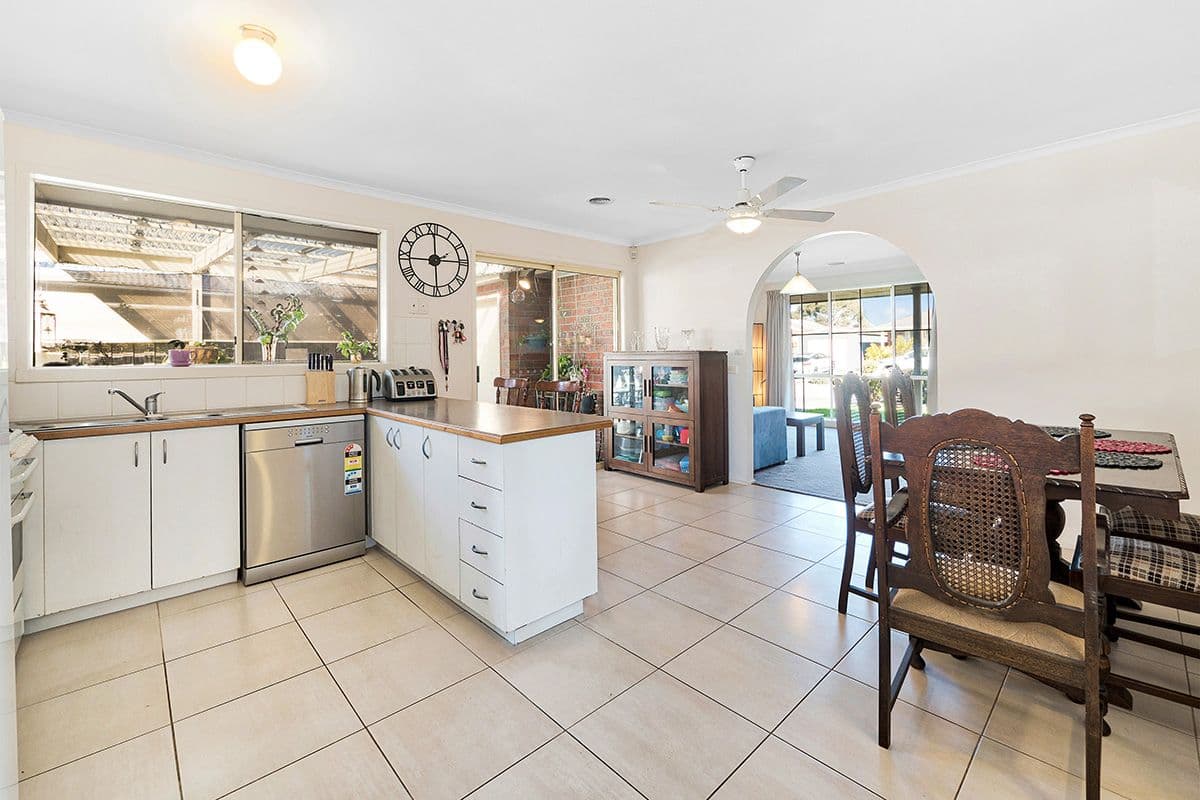 7 Nyah Place, Cranbourne West VIC 3977, Cranbourne West - Thumbnail 5