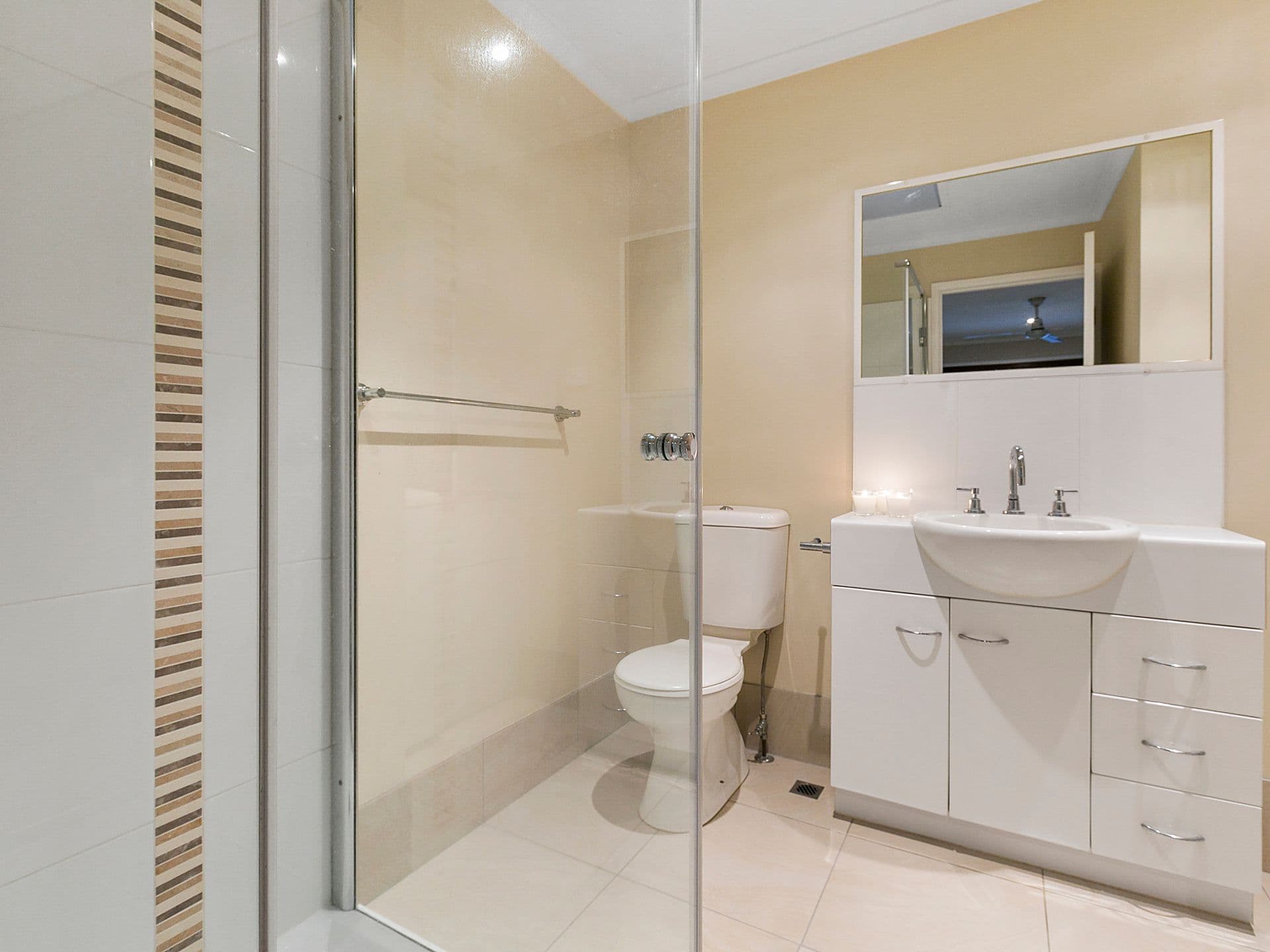 14 Harold Street, Holland Park QLD 4121, Holland Park - Thumbnail 4