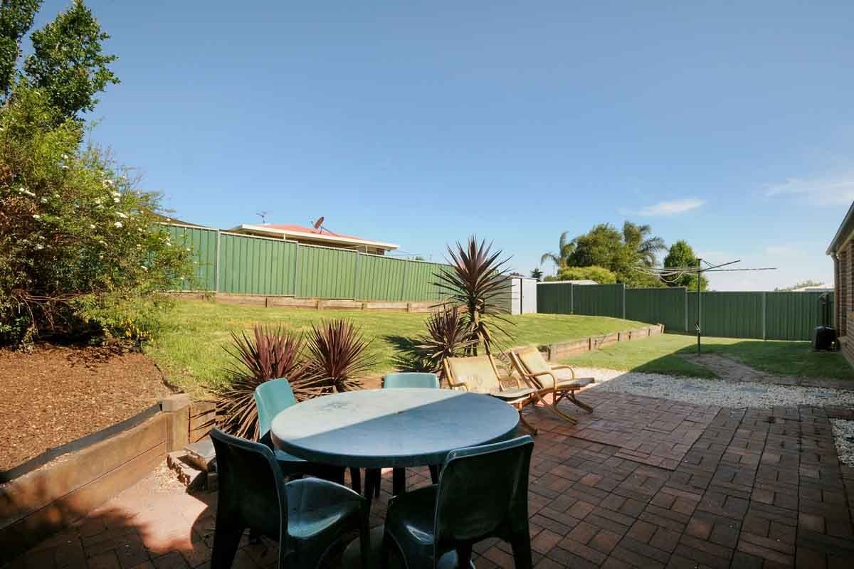 12 Lacebark Court, GLENVALE QLD 4350, Glenvale - Thumbnail 8