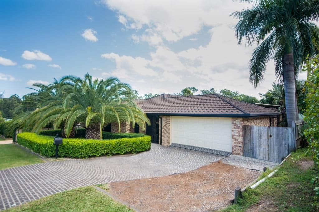 17 Montclare Court, Cashmere QLD 4500, Cashmere - Thumbnail 2