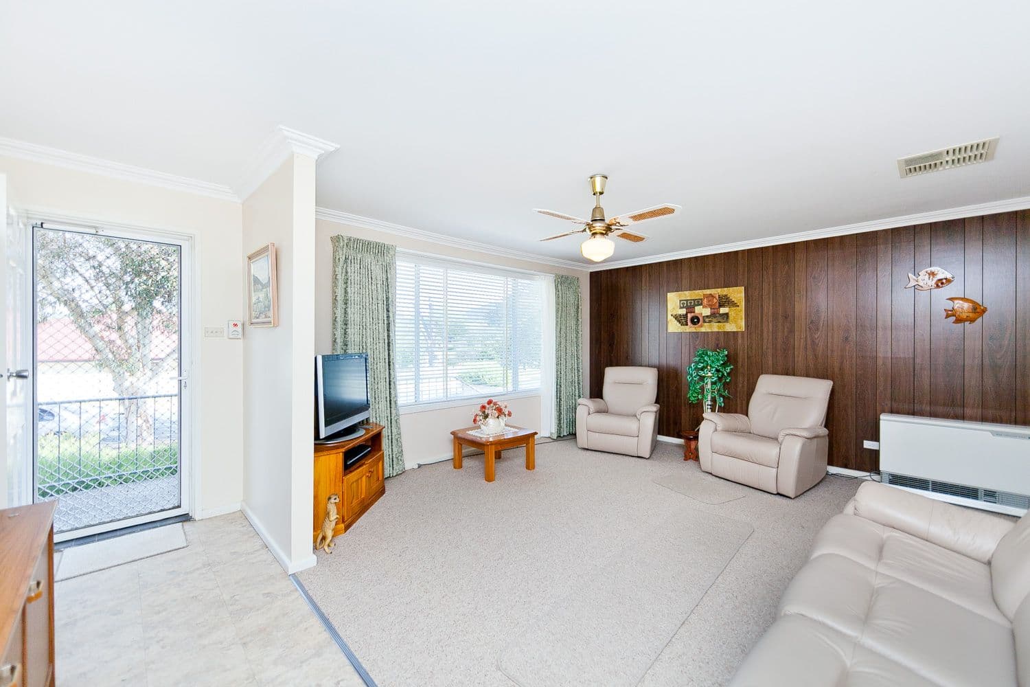 9 Wilgabar Way, Queanbeyan NSW 2620, Queanbeyan - Thumbnail 4