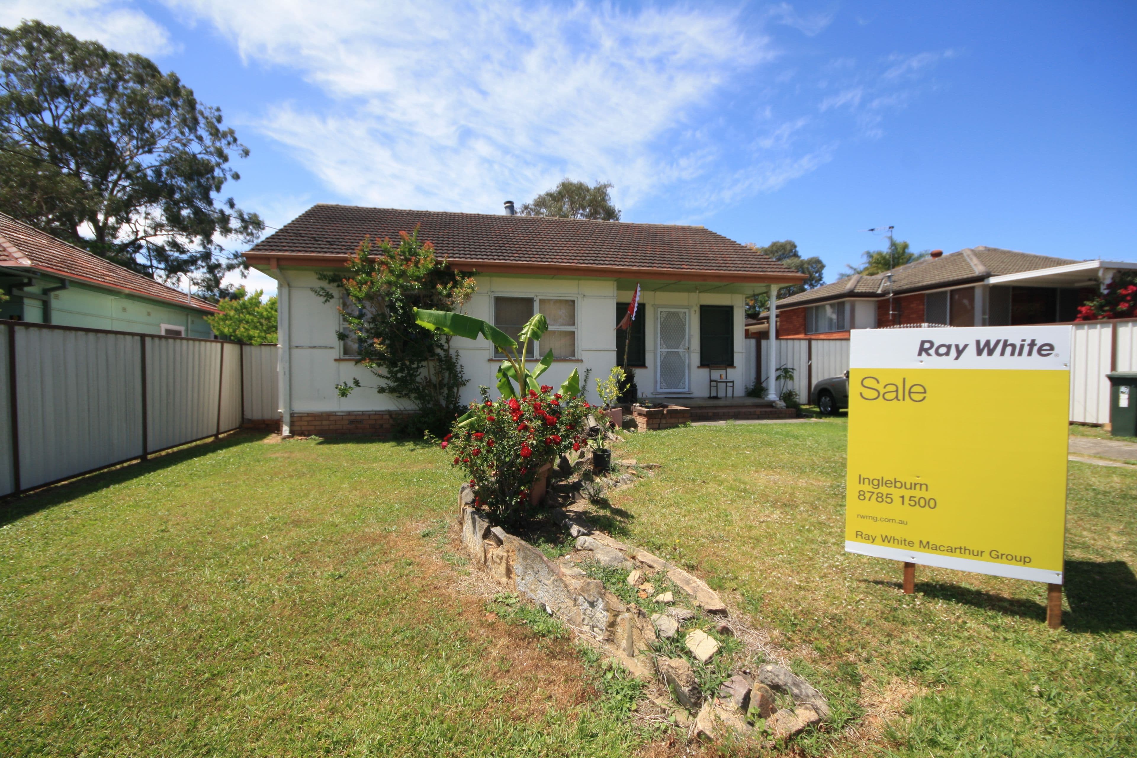 7 Parkland Avenue, Macquarie Fields - Image 1
