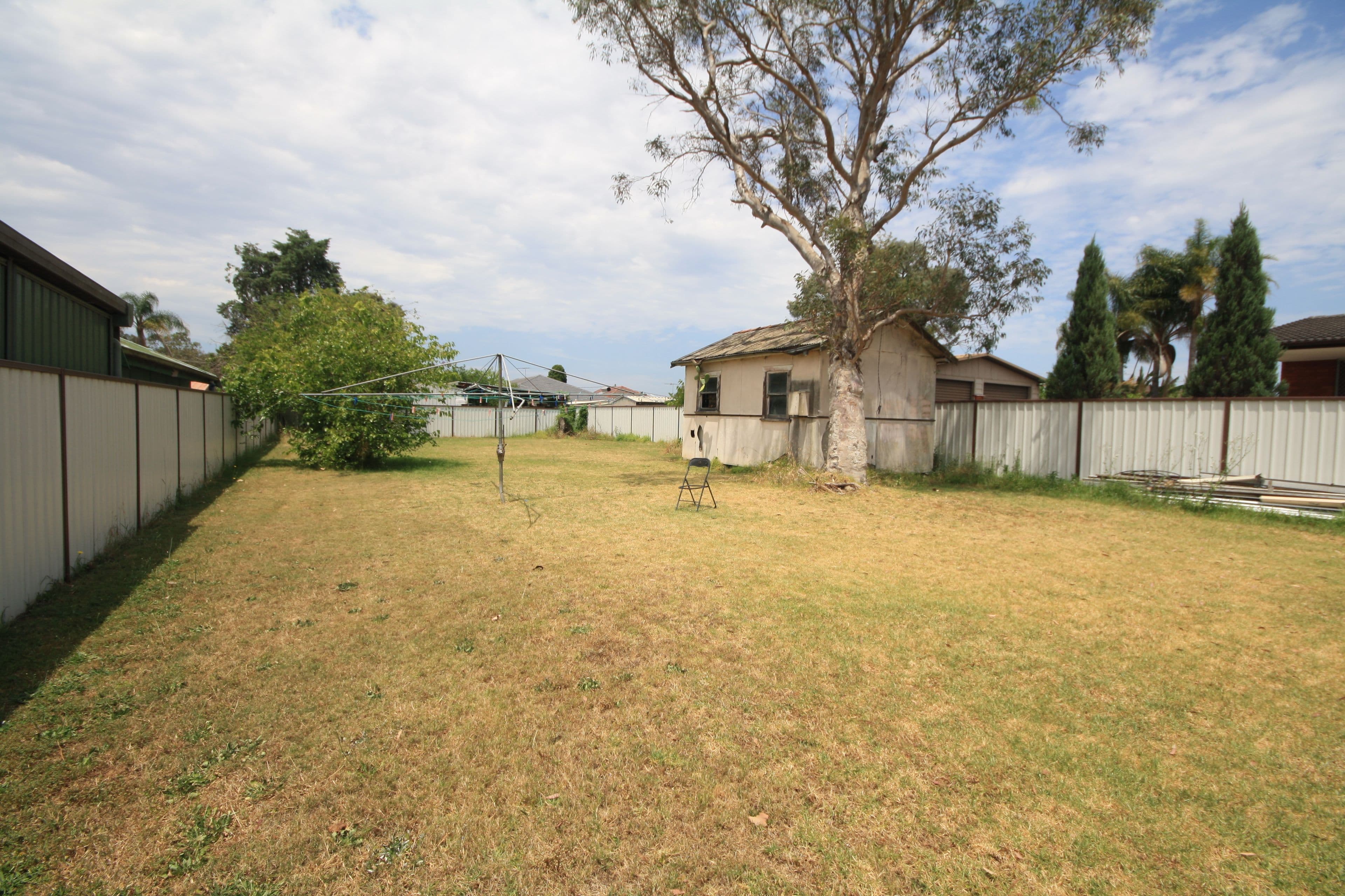 7 Parkland Avenue, Macquarie Fields - Thumbnail 2