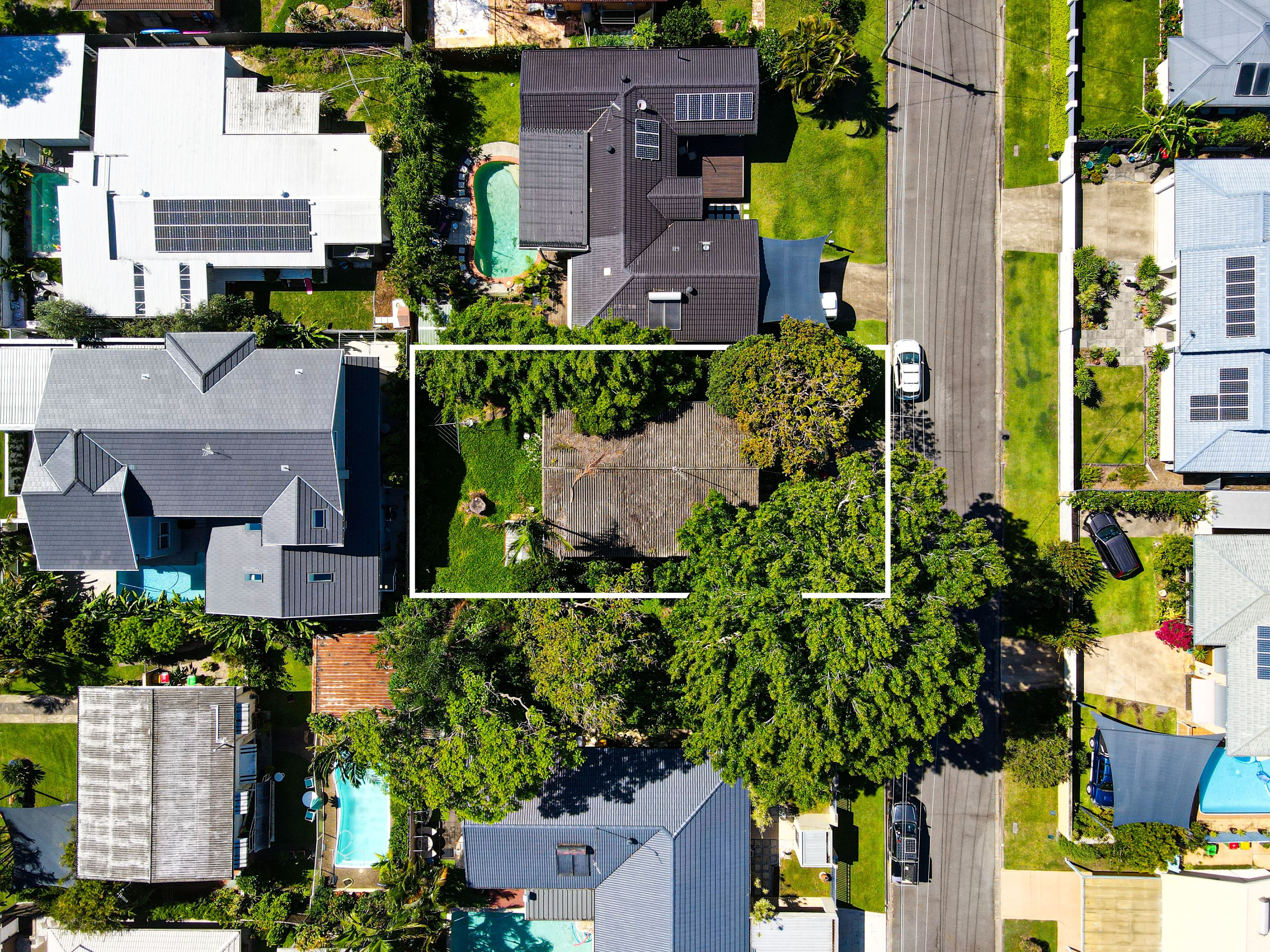 11 Newstead Street, Burleigh Waters QLD 4220, Burleigh Waters - Image 1