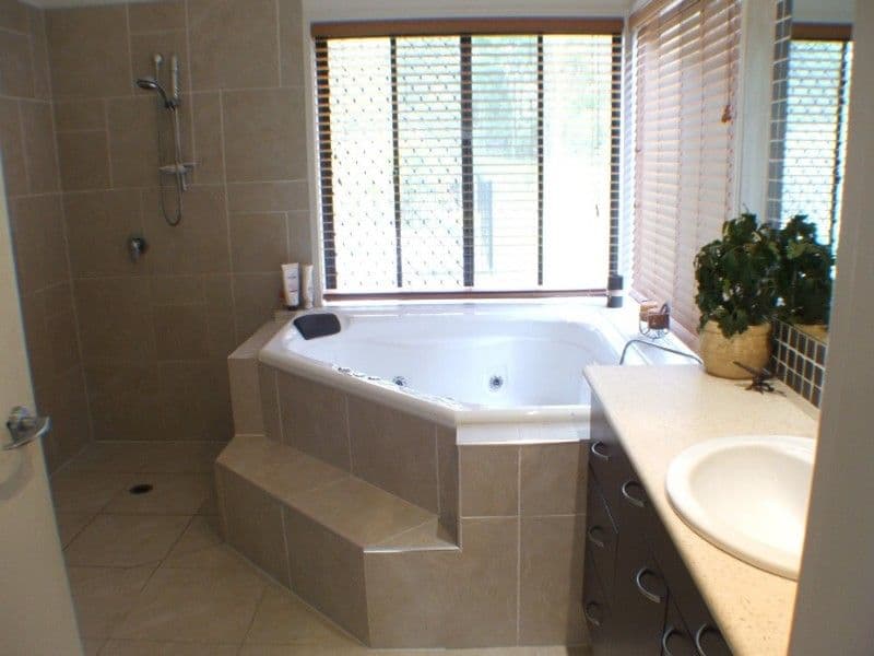 9 Pittas Place, WILLOW VALE QLD 4209, Willow Vale - Thumbnail 4