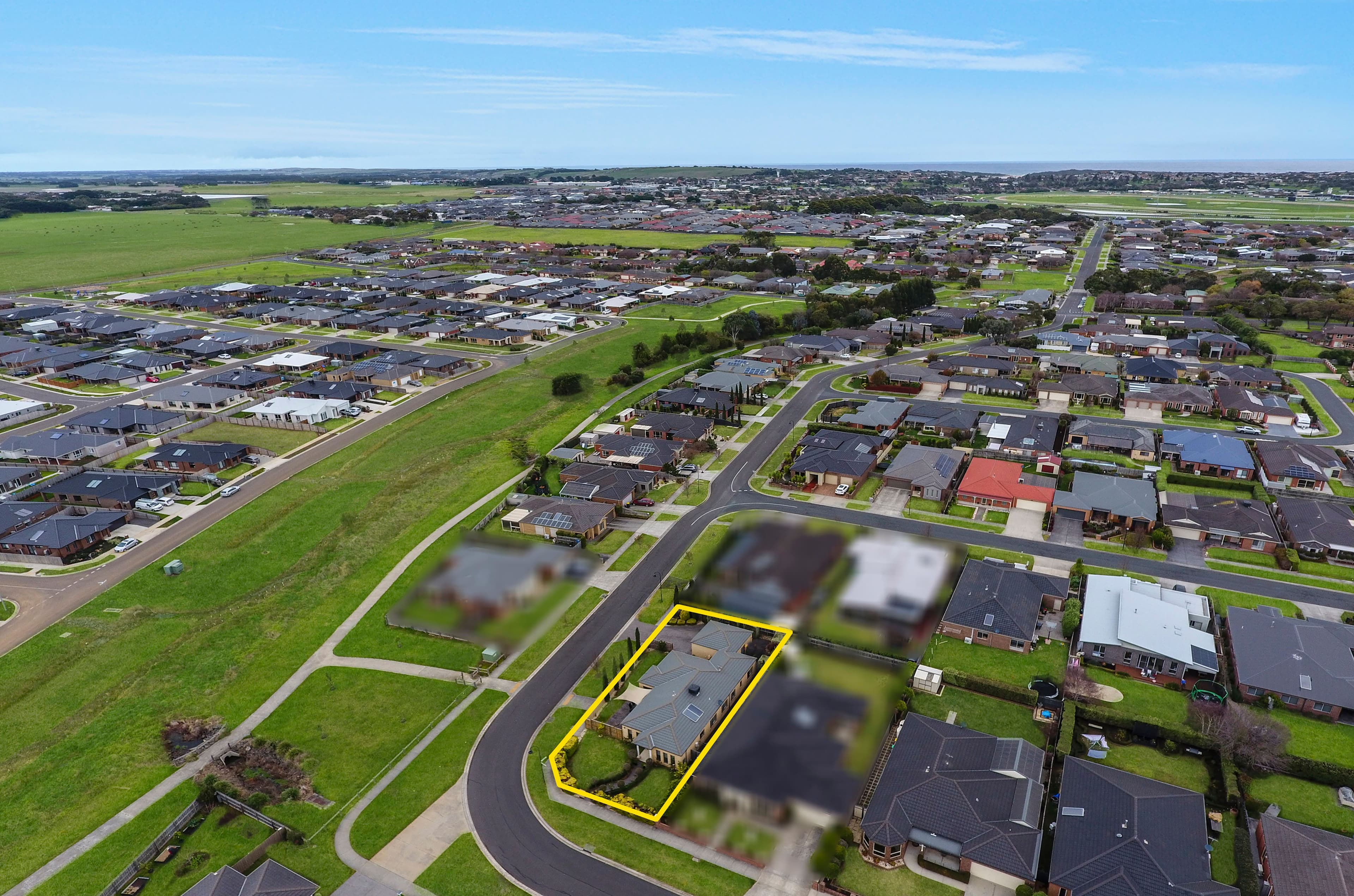 18 Booval Drive, Warrnambool VIC 3280, Warrnambool - Thumbnail 2