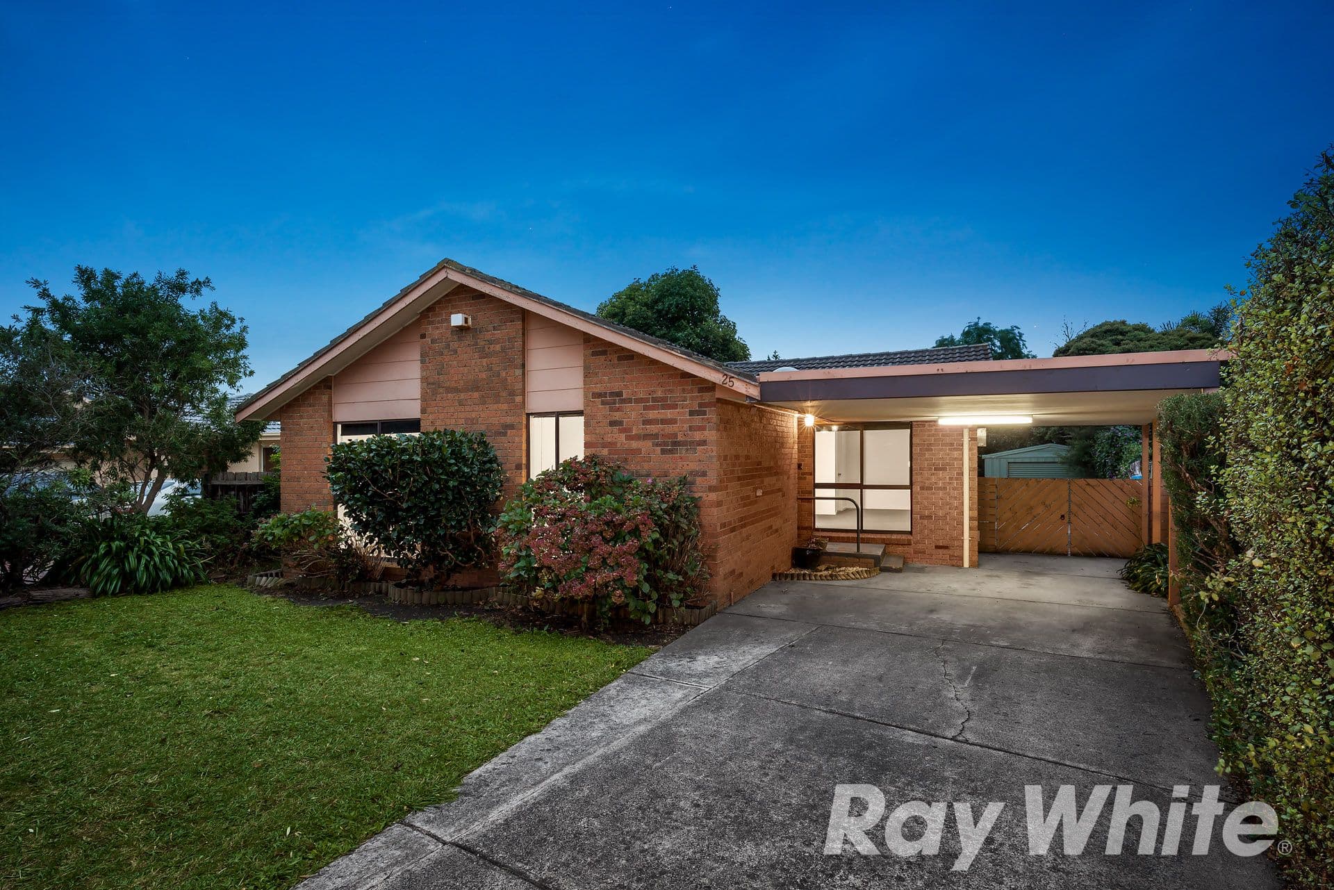 25 Cardinia Way, Rowville VIC 3178, Rowville - Thumbnail 2