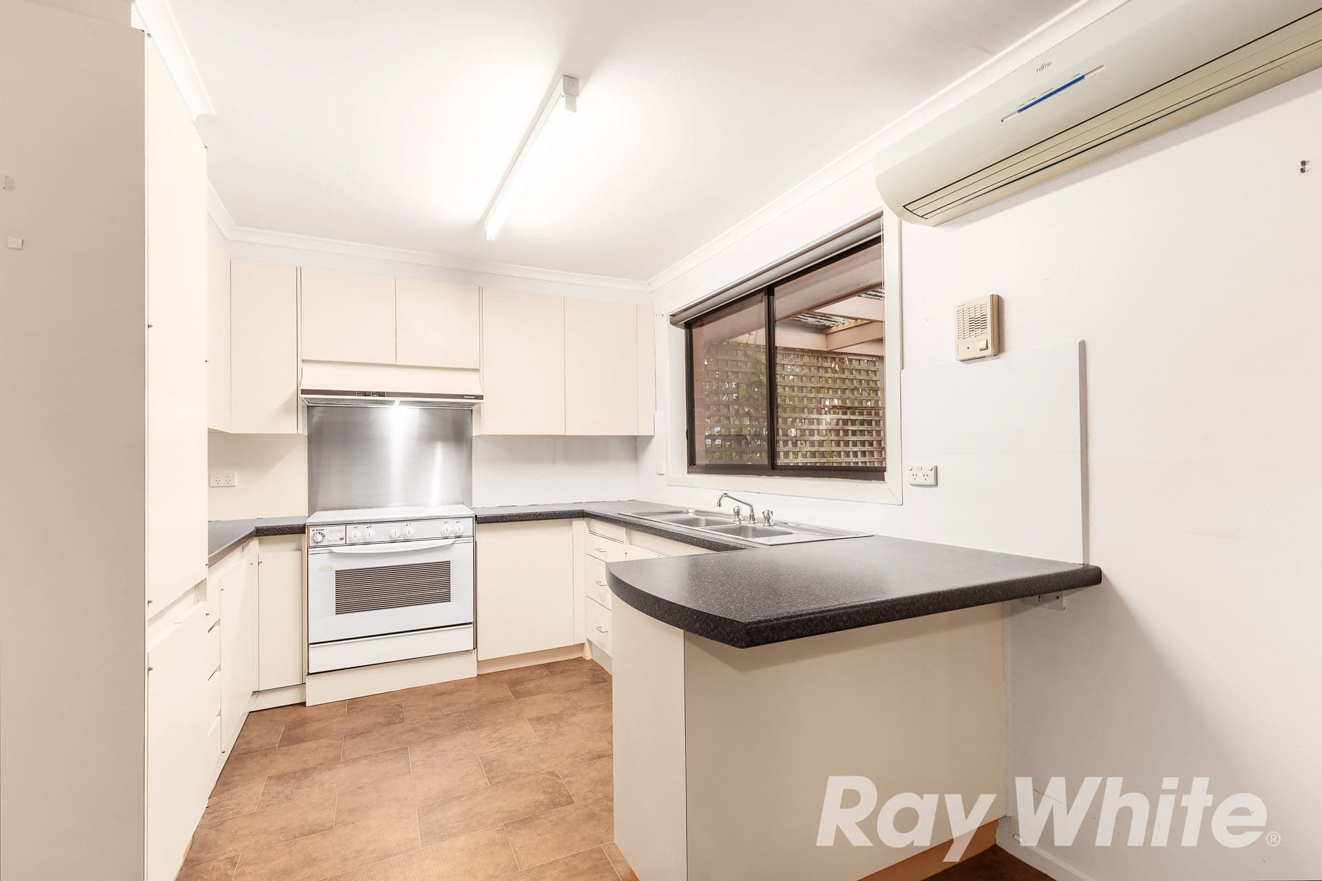 25 Cardinia Way, Rowville VIC 3178, Rowville - Thumbnail 3