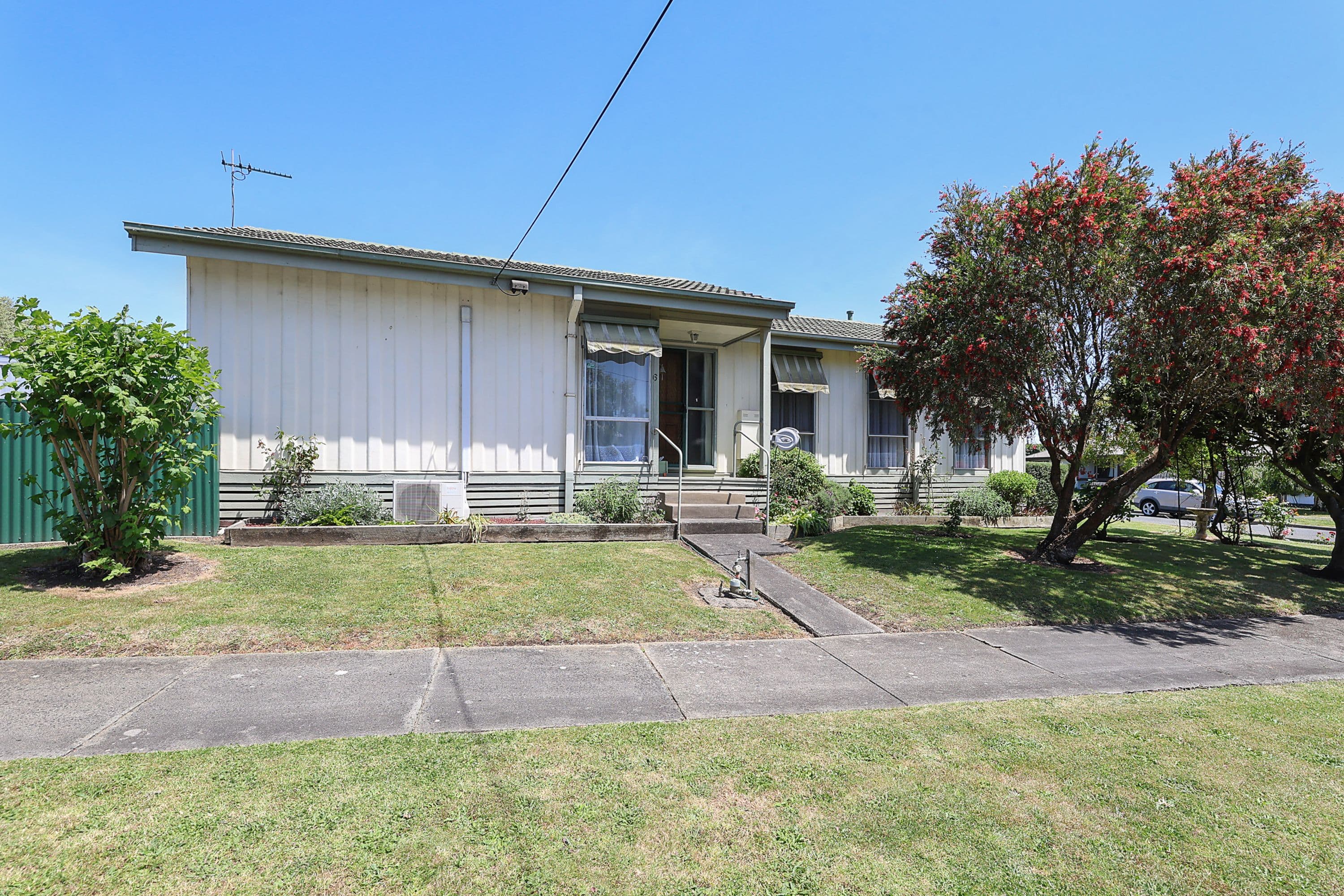 6 McMahon Court, Camperdown VIC 3260, Camperdown - Image 1