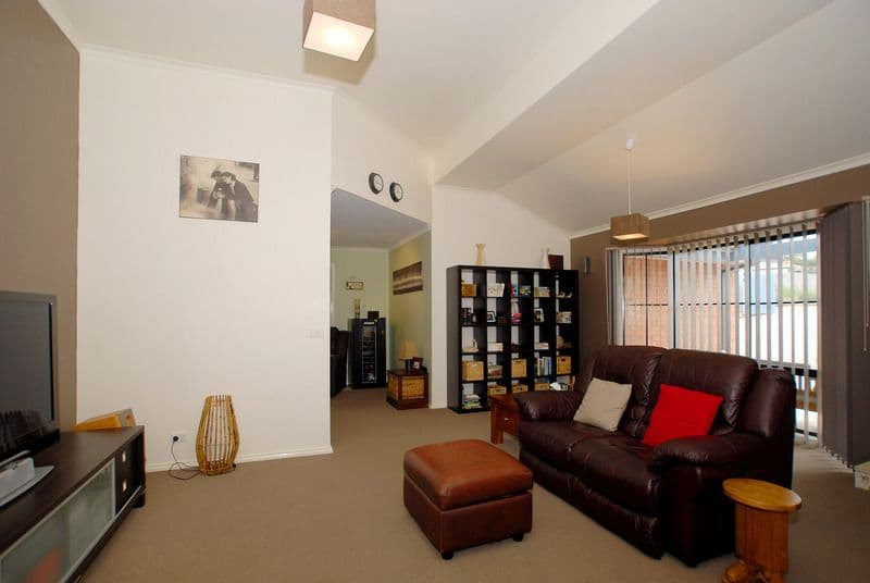 4 Sage Court, LANGWARRIN VIC 3910, Langwarrin - Thumbnail 3