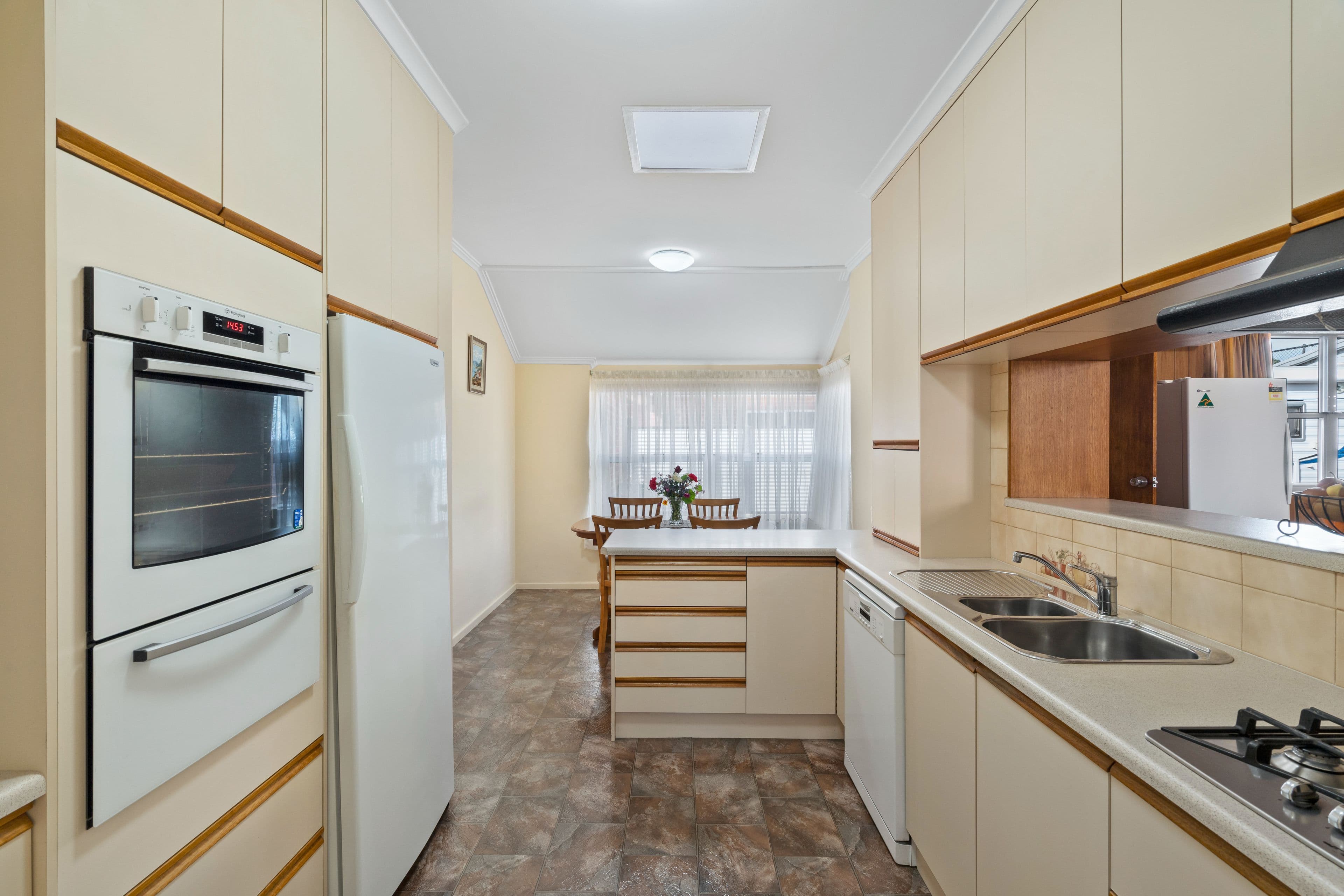 3 Tyler Street, Henley Beach South SA 5022, Henley Beach South - Thumbnail 3