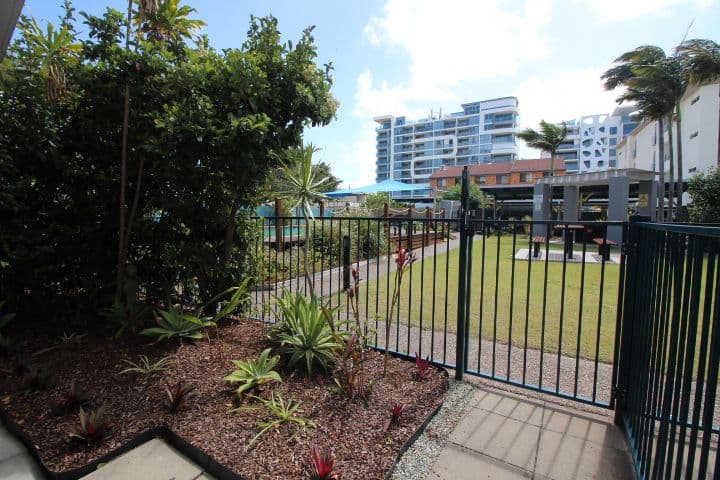 125 Frank Street, Labrador QLD 4215, Labrador - Thumbnail 3