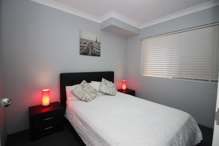 125 Frank Street, Labrador QLD 4215, Labrador - Thumbnail 8