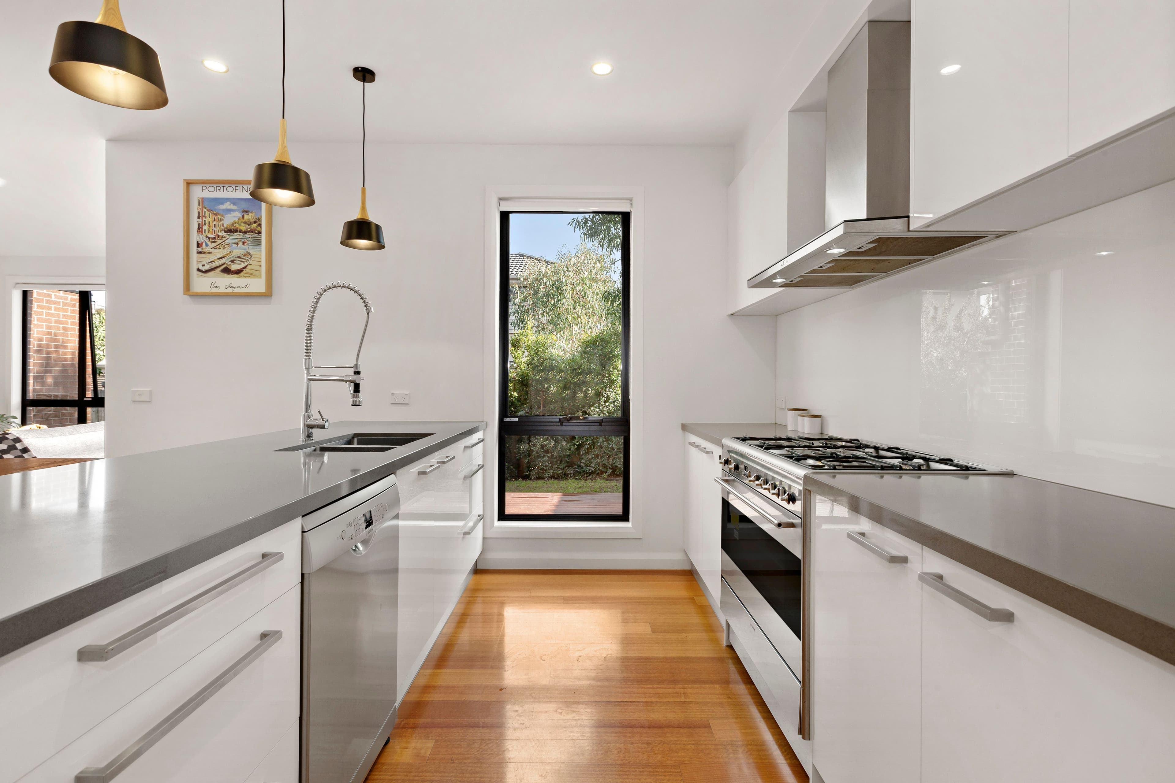 13 Terrigal Street, Chadstone VIC 3148, Chadstone - Thumbnail 3