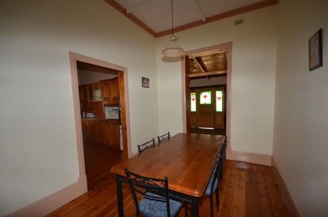 32 Jonathon Street, CLARE SA 5453, Clare - Thumbnail 5