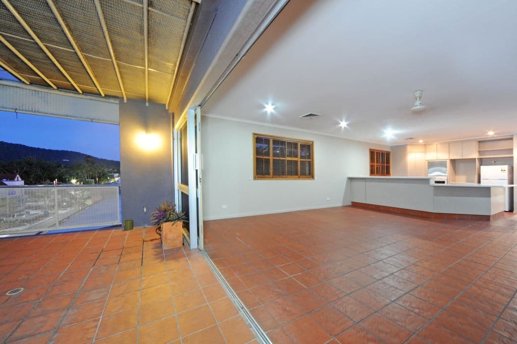 348 Shute Harbour Road, AIRLIE BEACH QLD 4802, Airlie Beach - Thumbnail 5